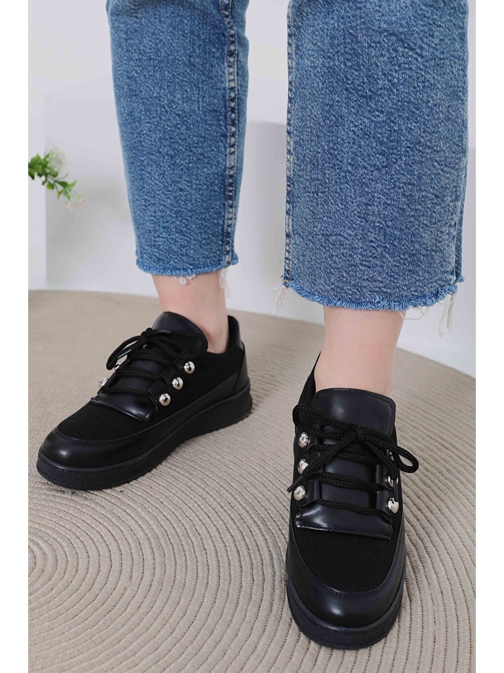 Kadın Siyah Rugan Spor Ayakkabı - 27068-2