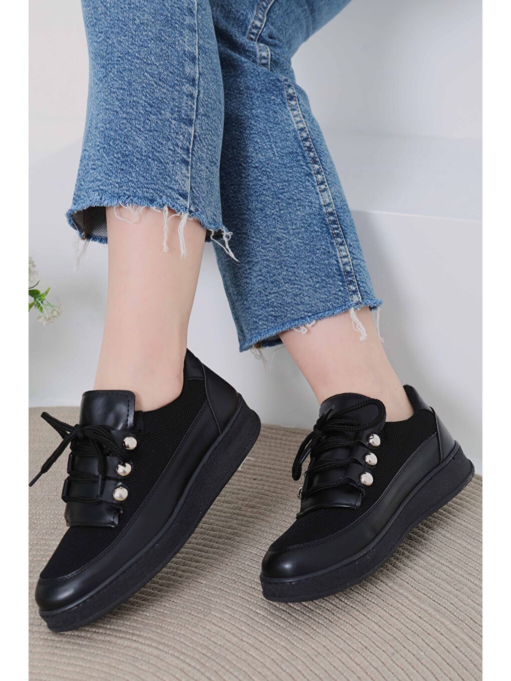 Kadın Siyah Rugan Spor Ayakkabı - 27068-3