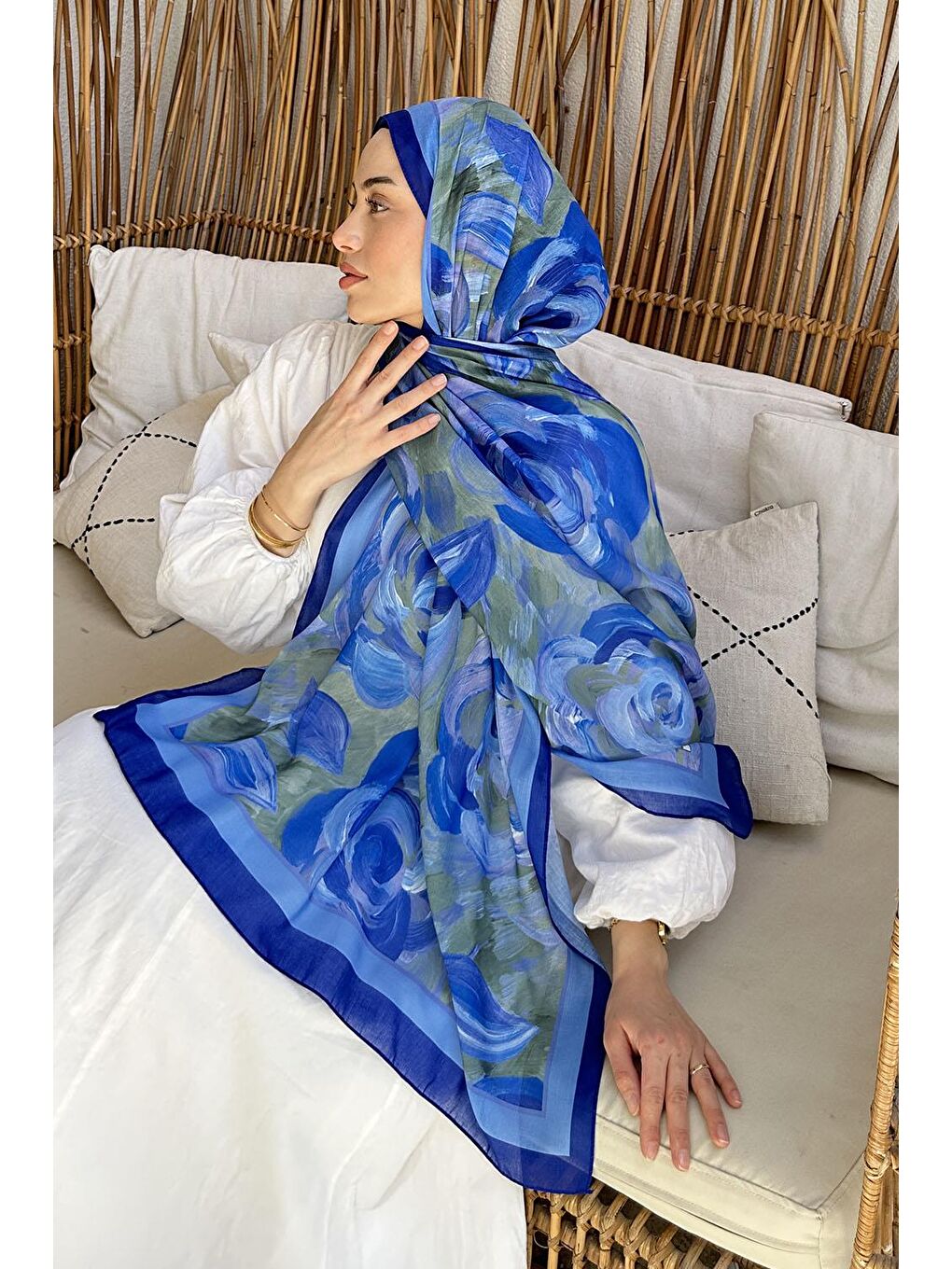 Çiçek Desen Pamuk Şal Saks Mavisi-3