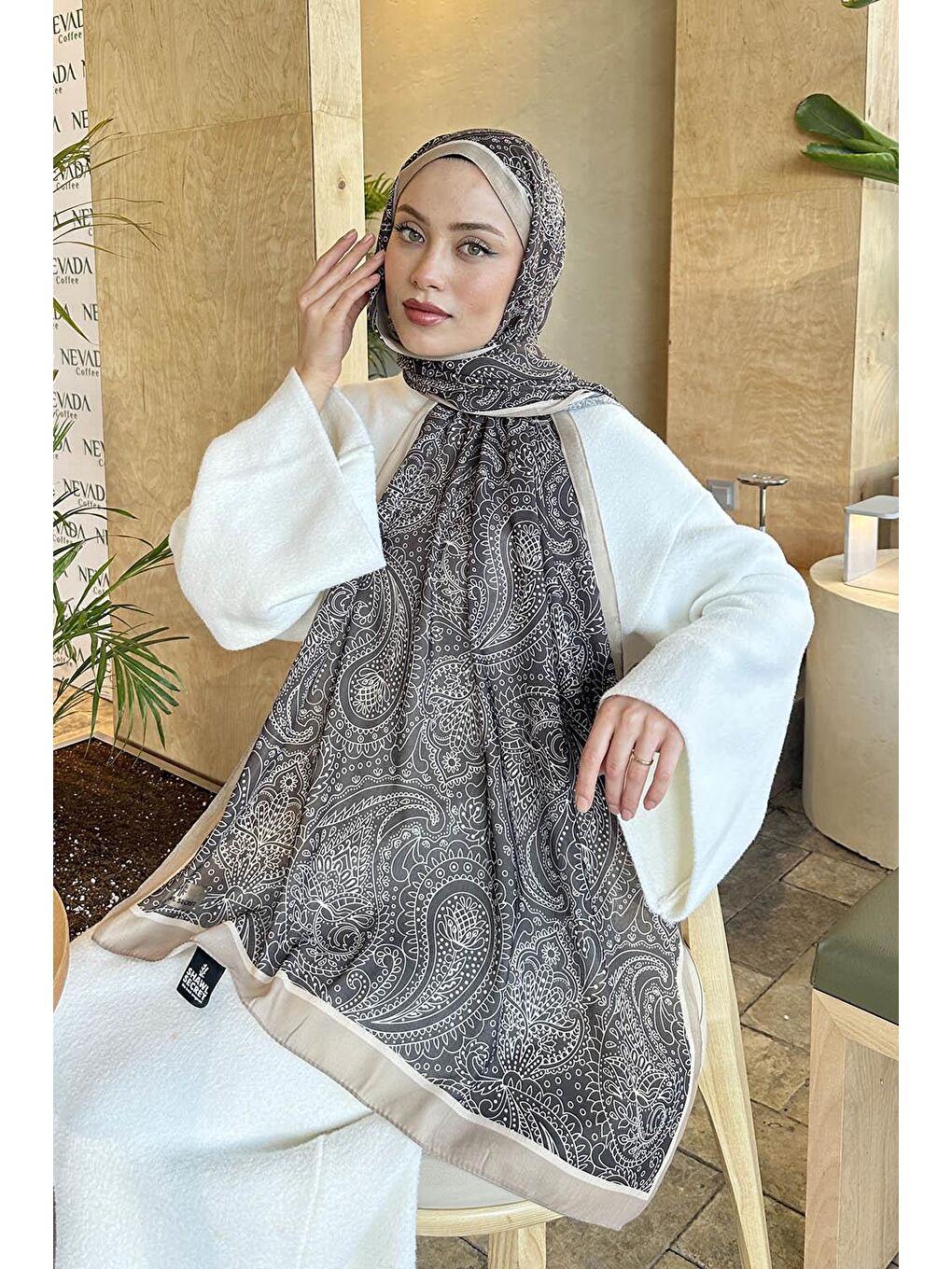 Retro Desen Pamuk Şal Bitter Kahve Bej-1