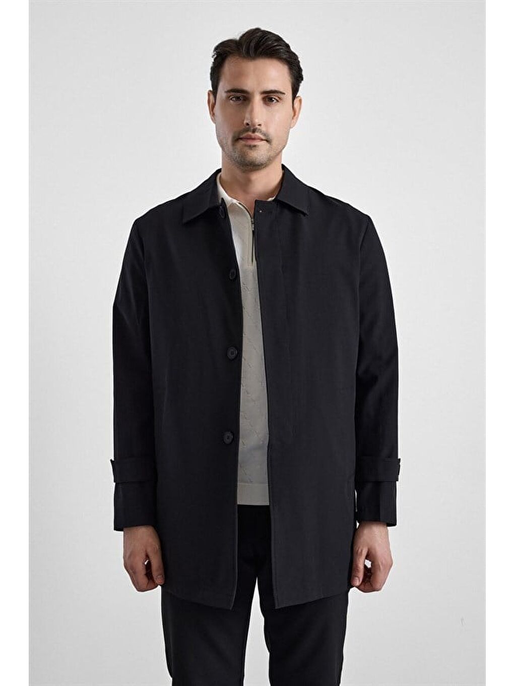 Siyah Slim Bebe Yaka Düz Yan Cepli Düğmeli Dolgusuz Standart Mont-1