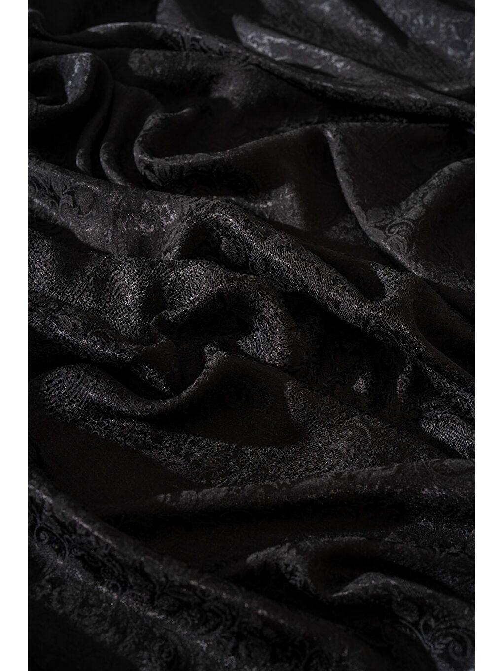 Siyah Kadın Rhiza Modal Floş Şal-1