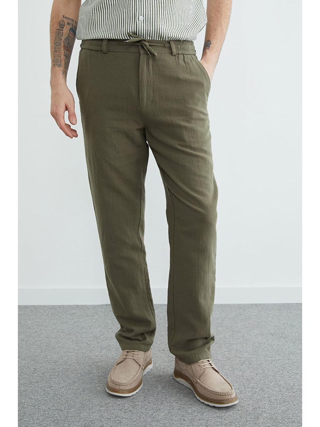 Haki Beli Lastikli Müslin Kumaş Pantolon-1