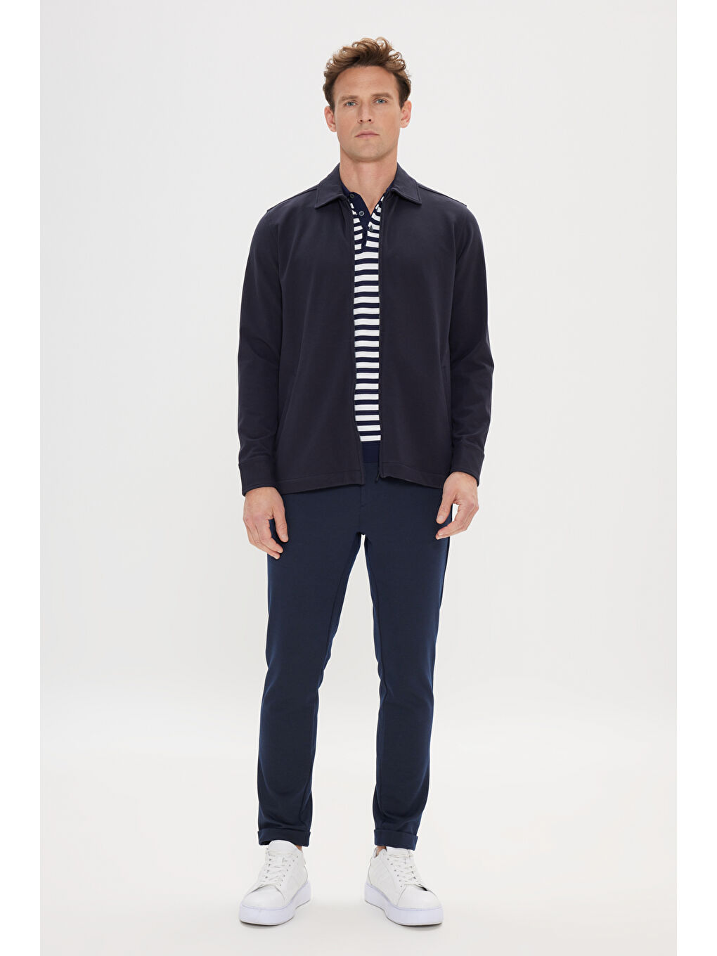 Erkek Lacivert Standart Fit Normal Kesim Gömlek Yaka Pamuklu Esnek Mont-1