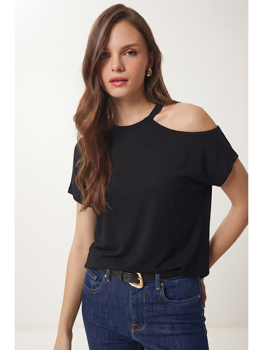Siyah Cut Out Detaylı Viskon Bluz 1804 SİYAH LRN0004