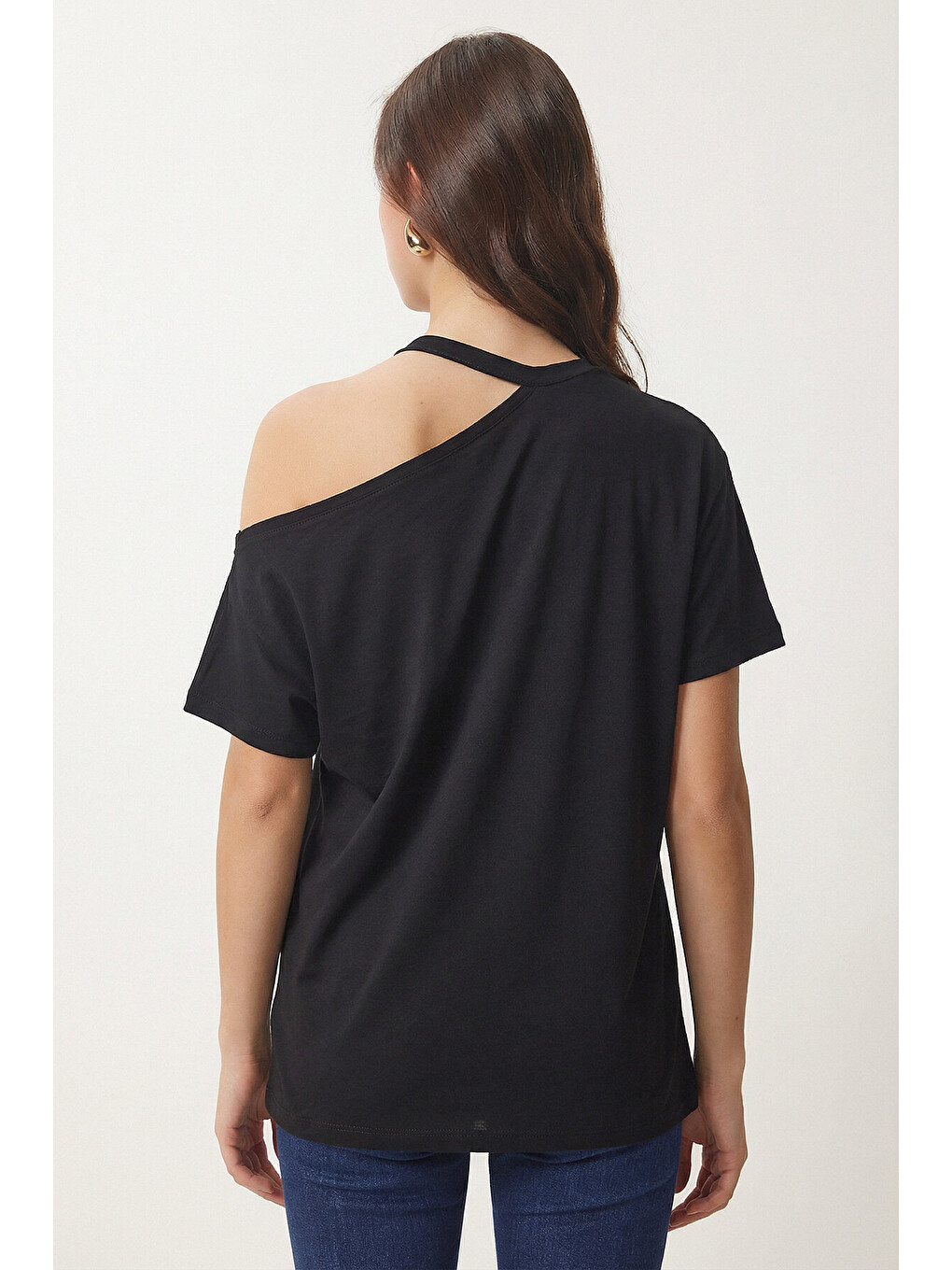 Siyah Cut Out Detaylı Viskon Bluz 1804 SİYAH LRN0004-3