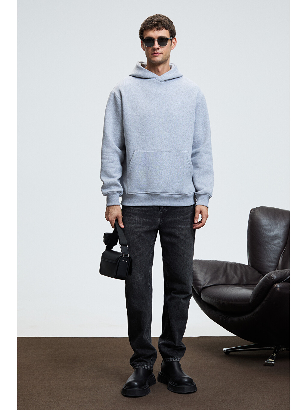 Amos Erkek Yumuşak Kumaşlı 3 İplik Oversize Kapüşonlu Kanguru Cepli Gri Melanj Sweatshirt-1