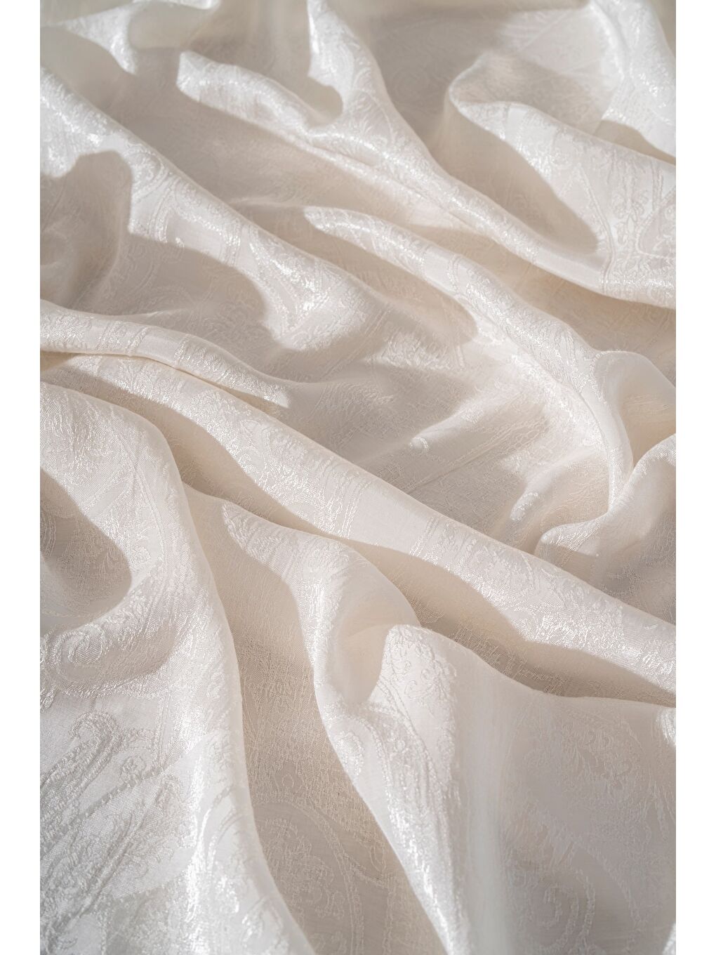 Ekru Kadın Pirsus Modal Floş Şal-1