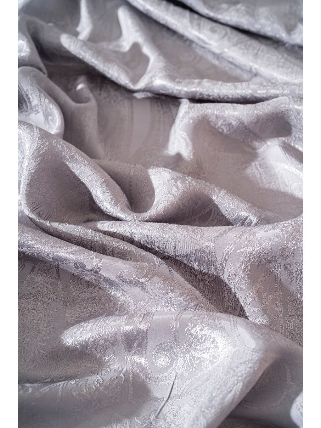 Gri Kadın Pirsus Modal Floş Şal-1