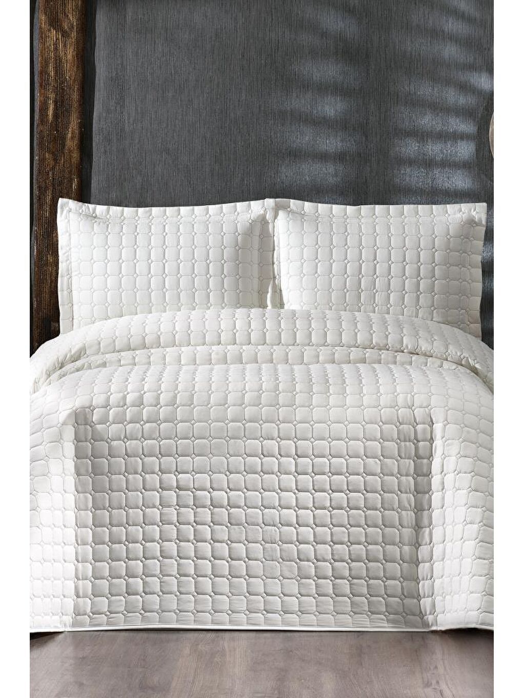 Ekru Estiva Çift Kişilik Yatak Örtüsü Krem