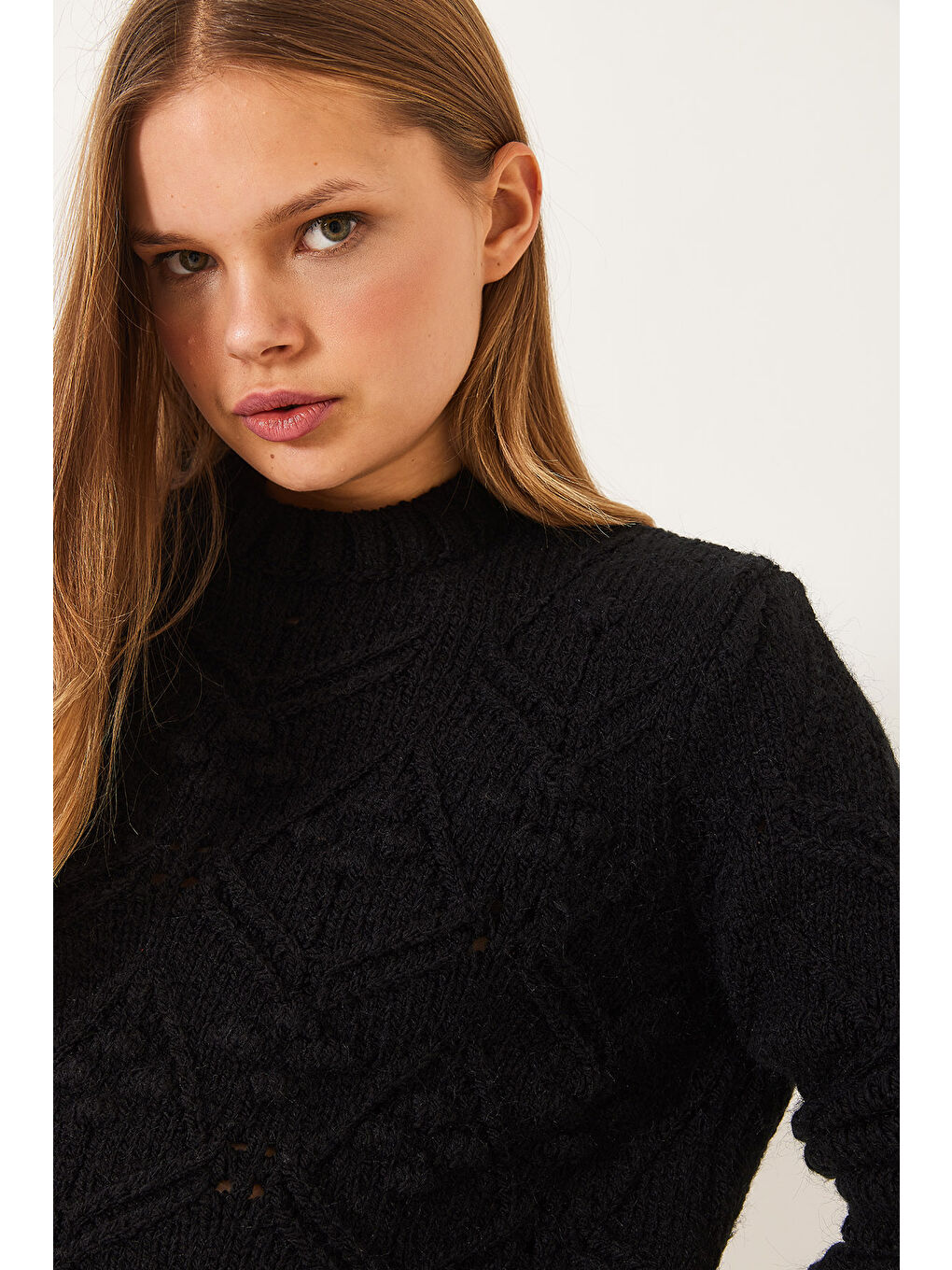 Siyah Kadın Ponpon Detaylı Triko Kazak-4