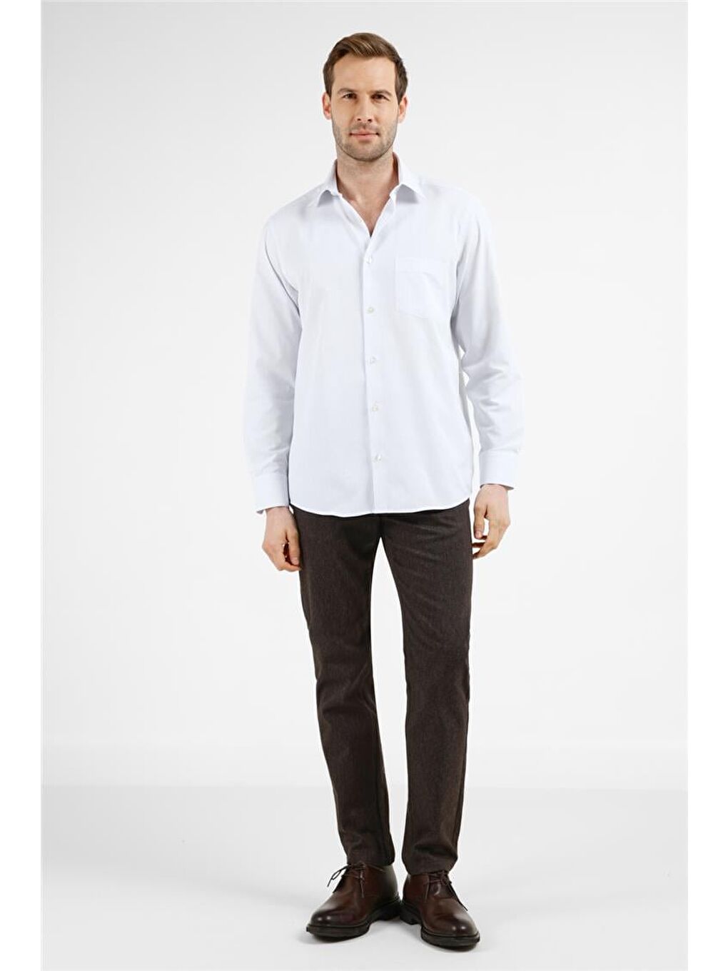 Beyaz - Mavi Çizgili Desen Sert Yaka Uzun Kol Cepli Comfort Fit Pamuklu Gömlek 1004255278-1