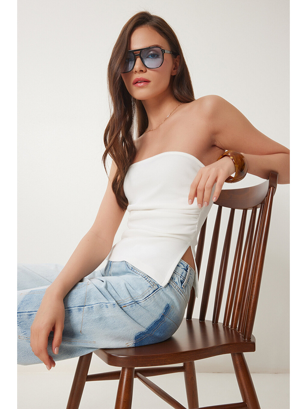Beyaz Büzgülü Straplez Örme Bluz KEMİK LNS0037-2
