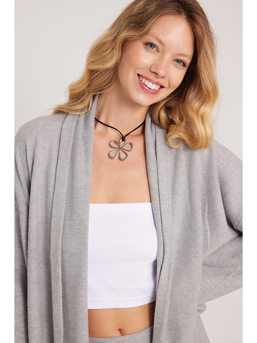 Kadın Relax Fit Rahat Kesim Uzun Triko Gri Hırka-1