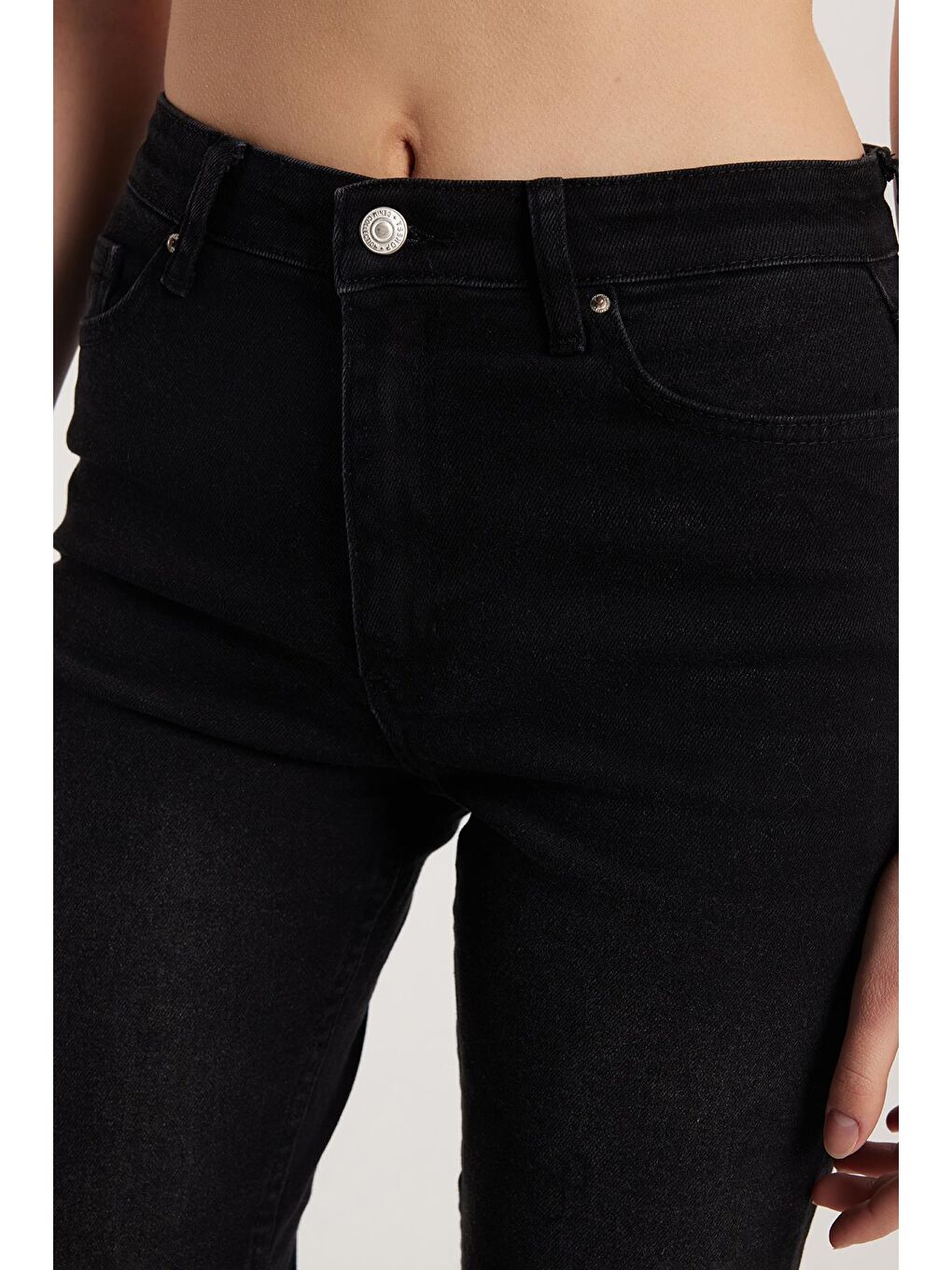 Gri Kadın Regular Fit Cepli Geniş Paça Füme Jean Jean Pantolon-2