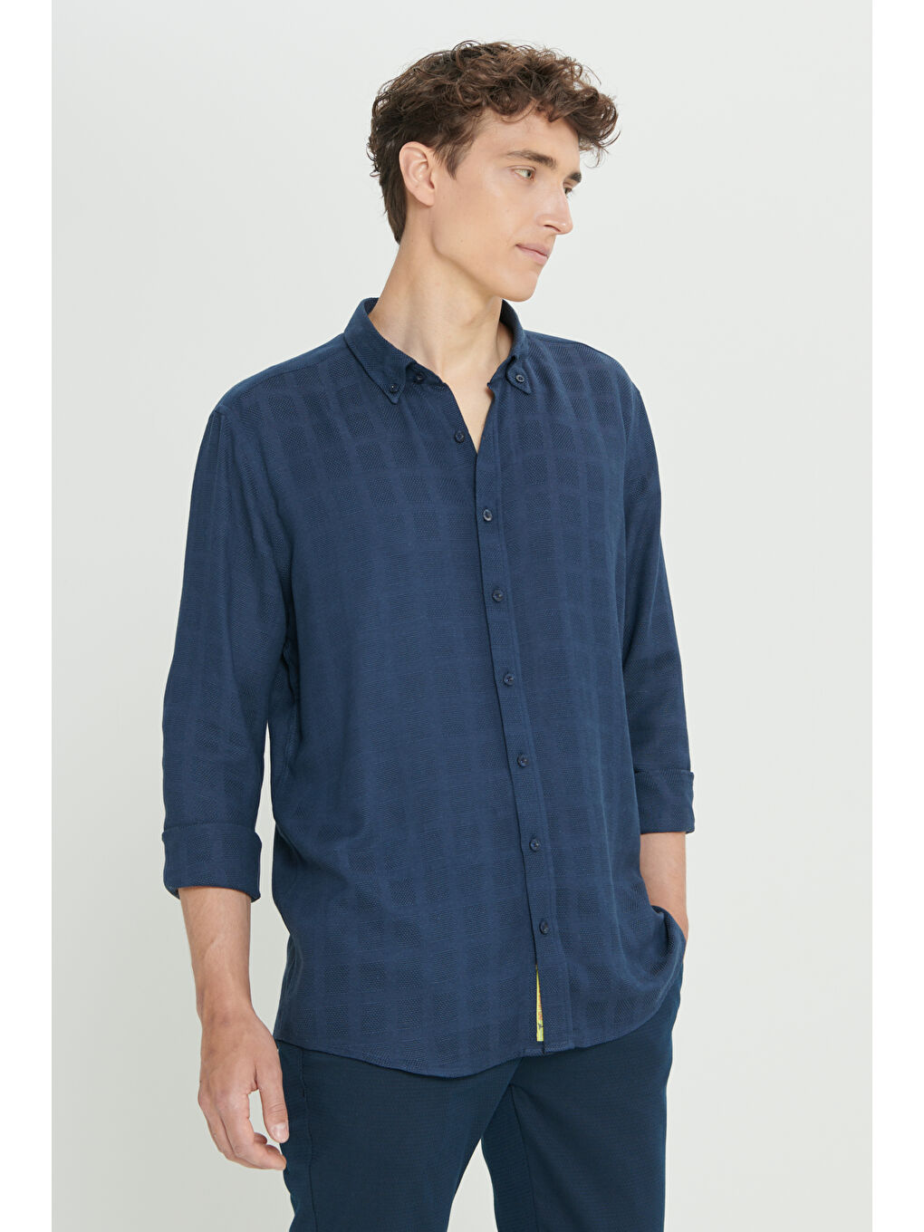 Erkek Lacivert Slim Fit Dar Kesim Klasik Yaka Kareli Pamuklu Gömlek-2