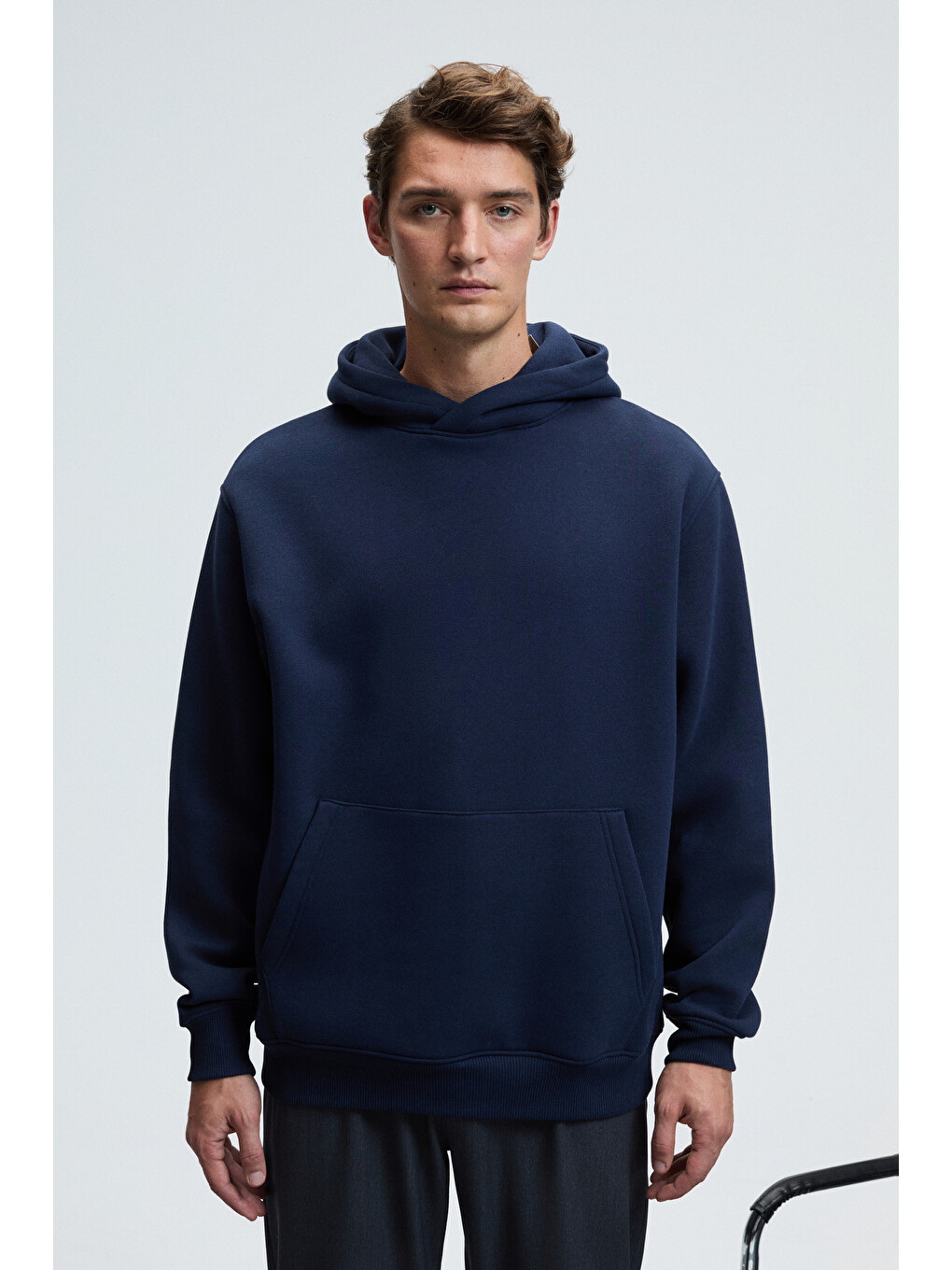 Amos Erkek Yumuşak Kumaşlı 3 İplik Oversize Kapüşonlu Kanguru Cepli Lacivert Sweatshirt-3