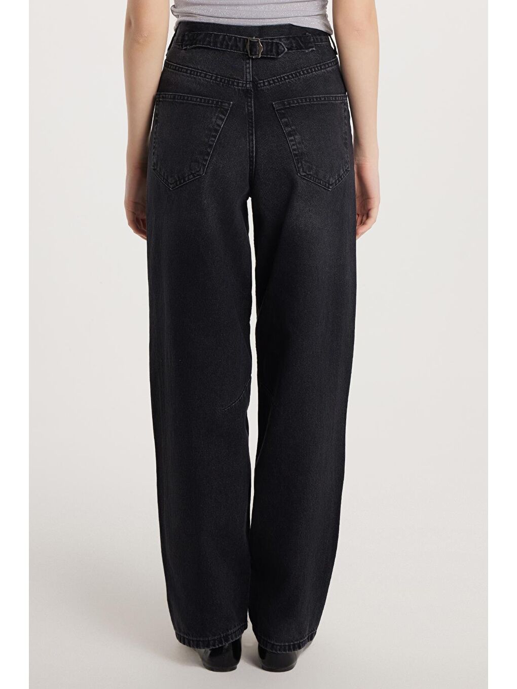 Gri Kadın Regular Fit Tokalı Geniş Paça Baggy Jean Jean Füme Pantolon-4