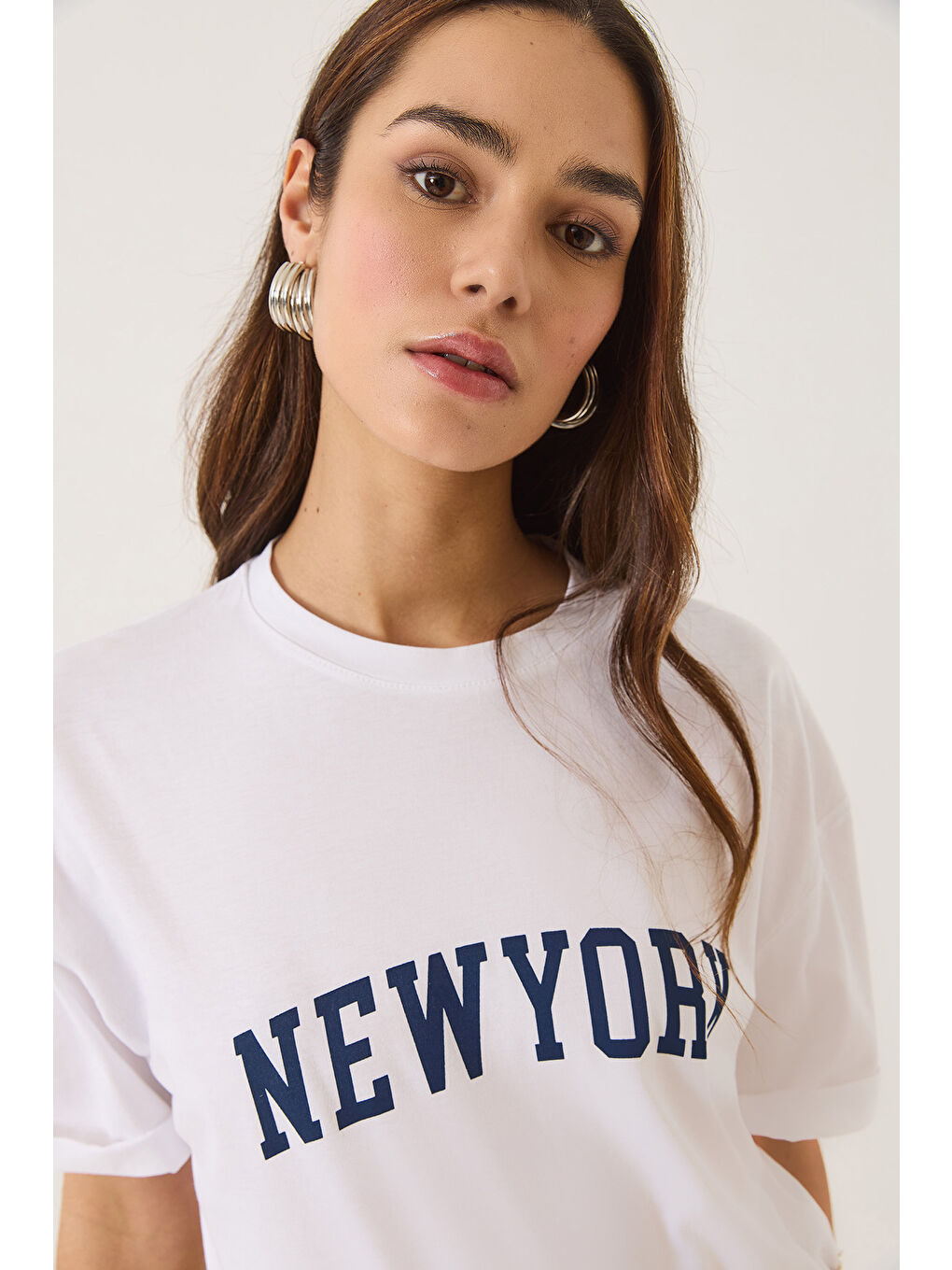 Beyaz Kadın New York Baskılı Bisiklet Yaka Oversize T-Shirt