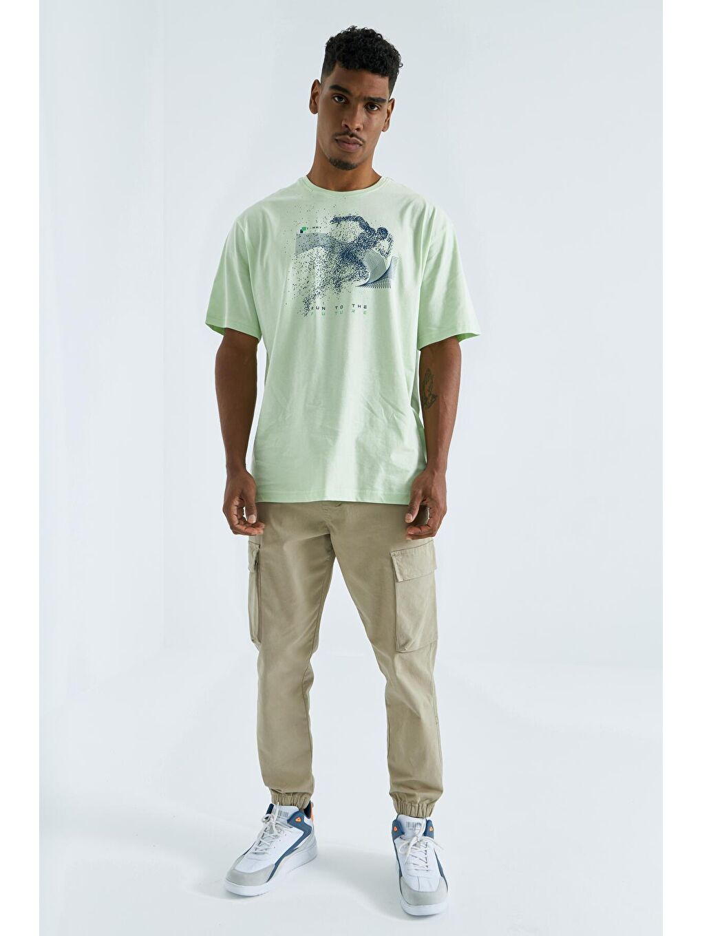 Açık Yeşil Baskı Detaylı O Yaka Erkek Oversize Tişört  - 88093-1