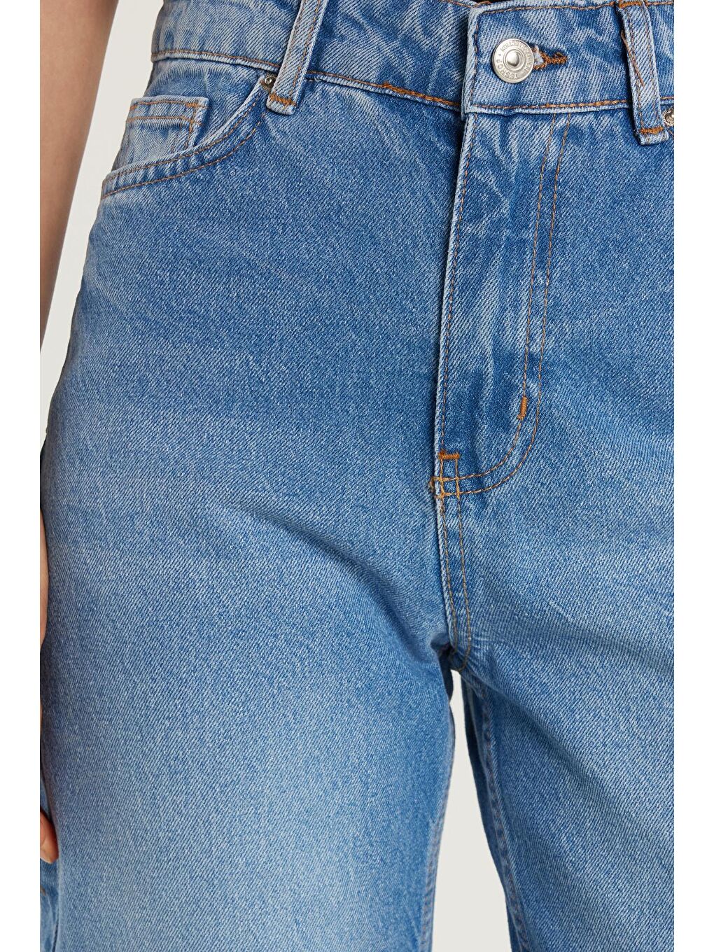 Kadın Regular Fit Boru Paça Mavi Jean Jean Pantolon-1