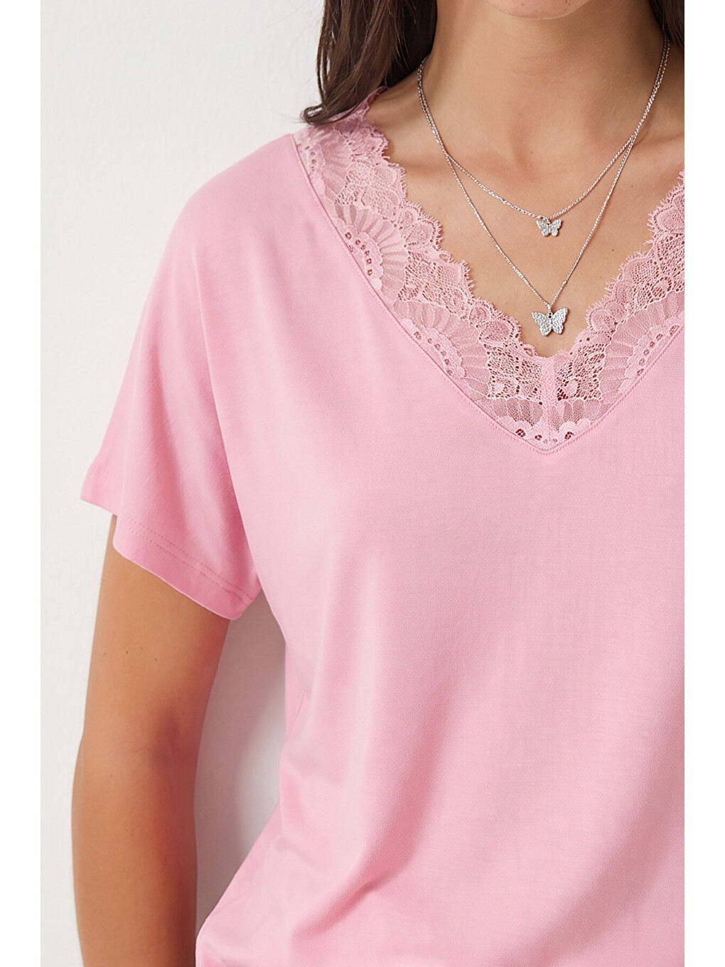 Pembe Dantel Detaylı Viskon Bluz PEMBE LRN0049-3