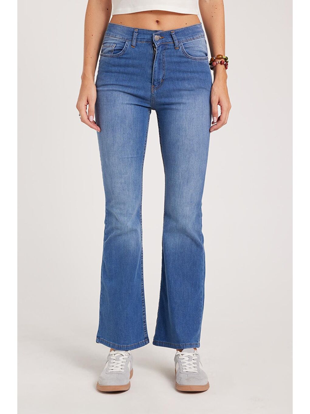 Kadın Regular Fit Klasik Kesim Pamuklu İspanyol Paça Lacivert Jean Jean Pantolon