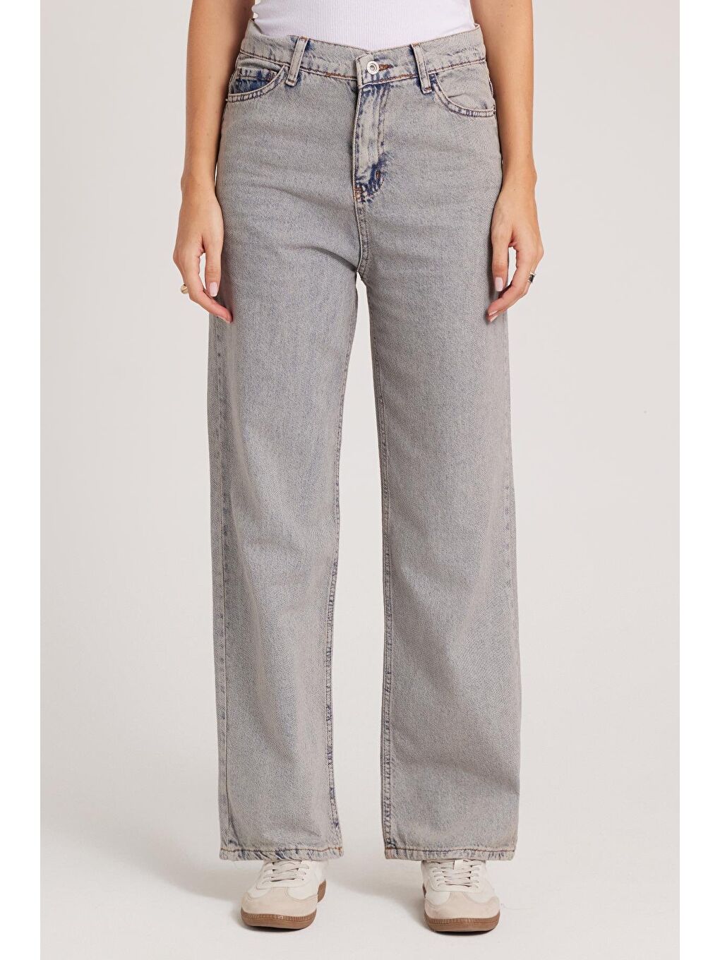 Kadın Regular Fit Klasik Kesim Pamuklu Bol Paça Koyu Açık Gri Jean Pantolon