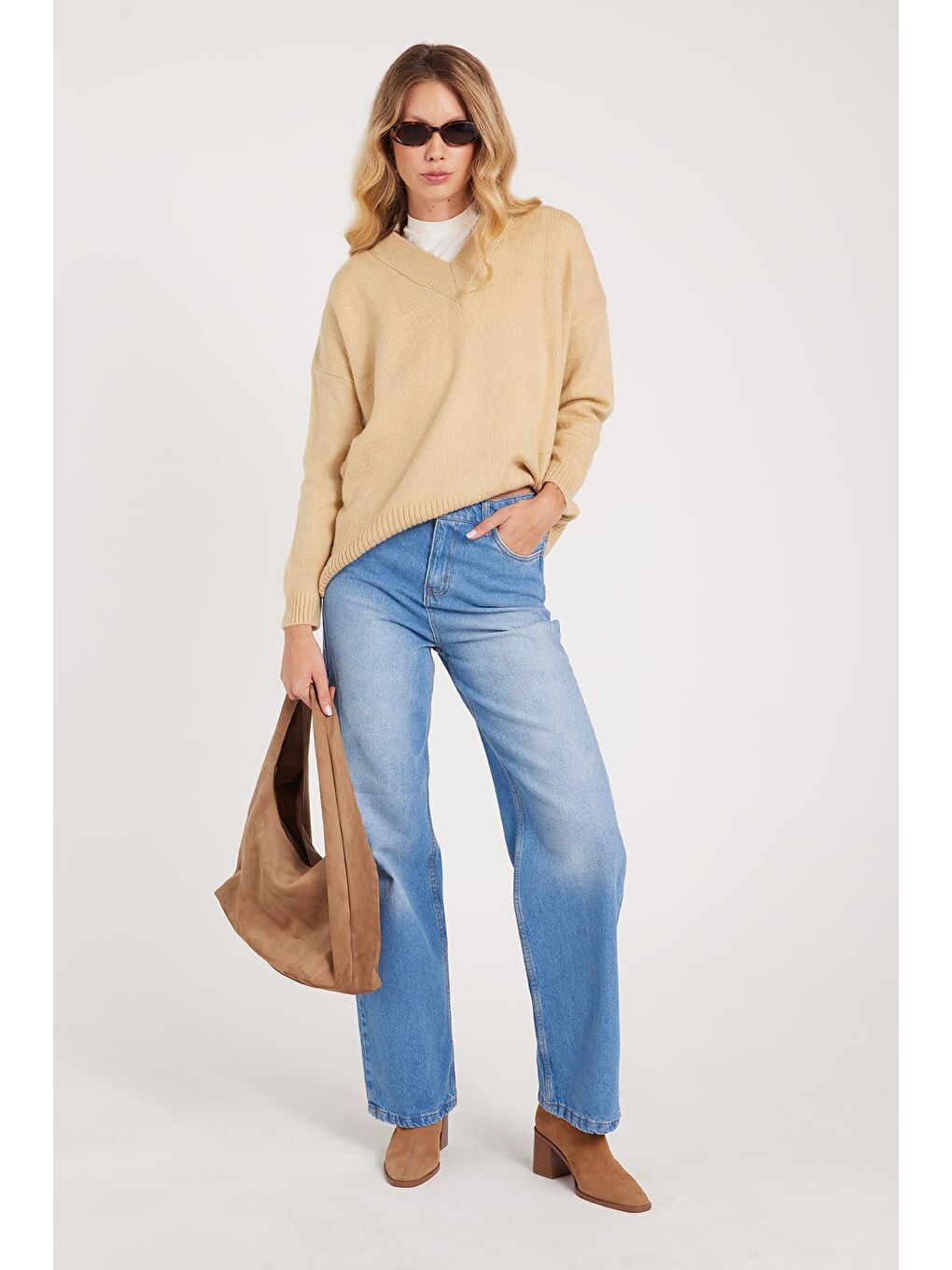 Kadın Regular Fit Klasik Kesim Pamuklu Bol Paça Mavi Jean Pantolon-4