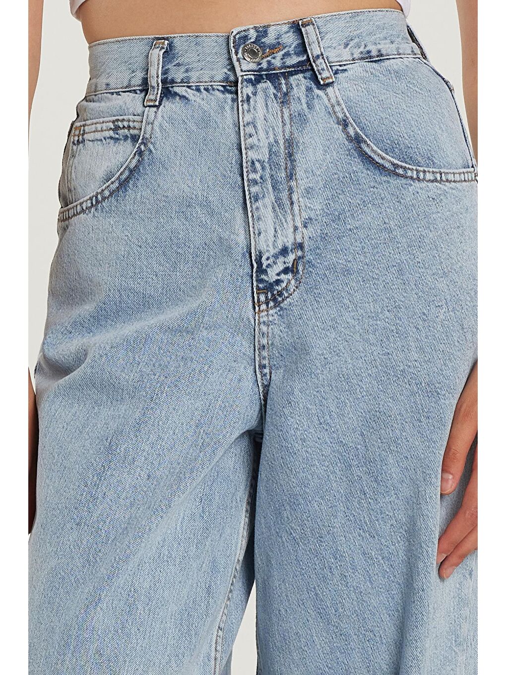 Kadın Regular Fit Tokalı Geniş Paça Baggy Mavi Jean Jean Pantolon-2