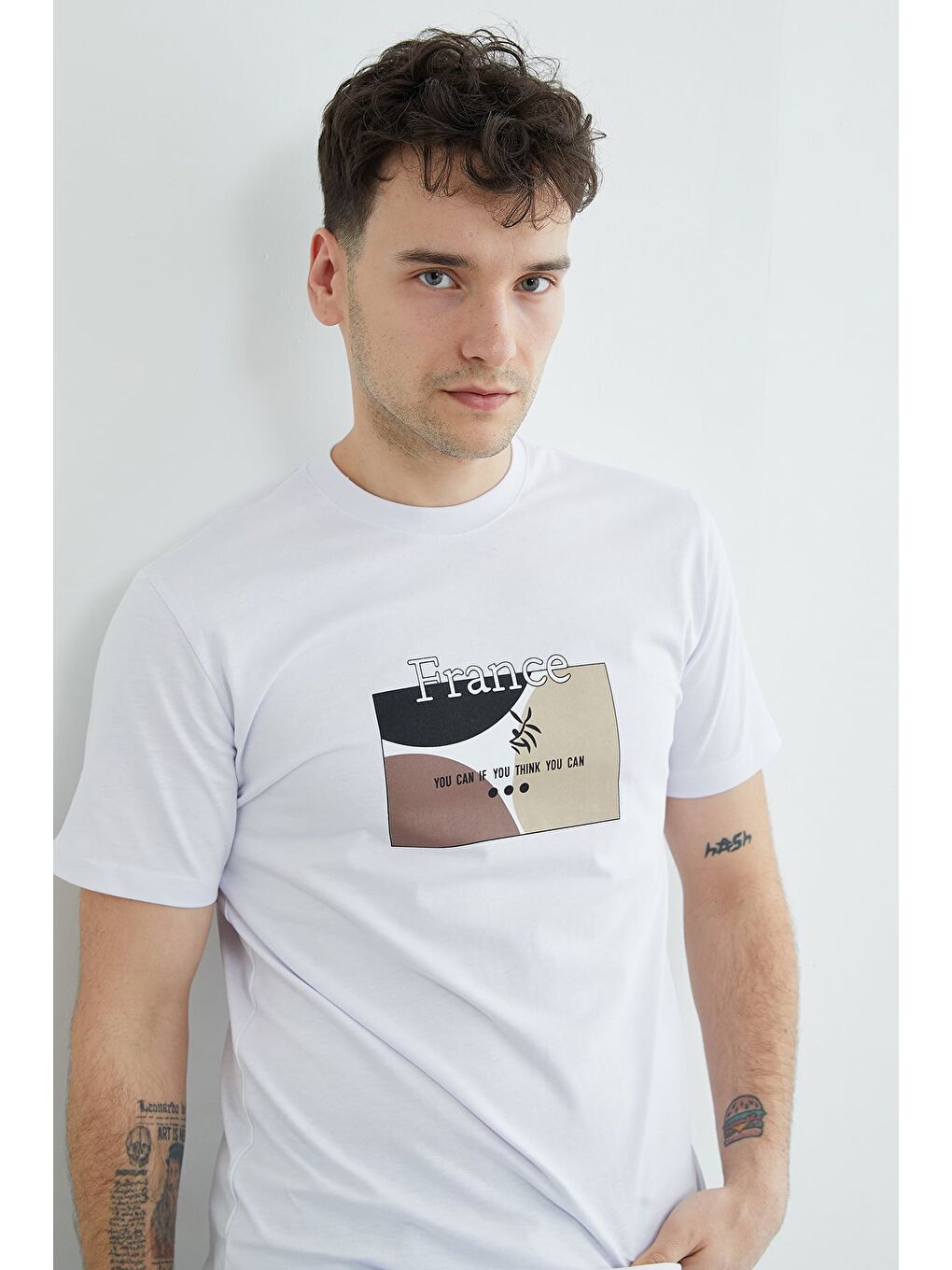Beyaz France Yazı Baskılı Tişört