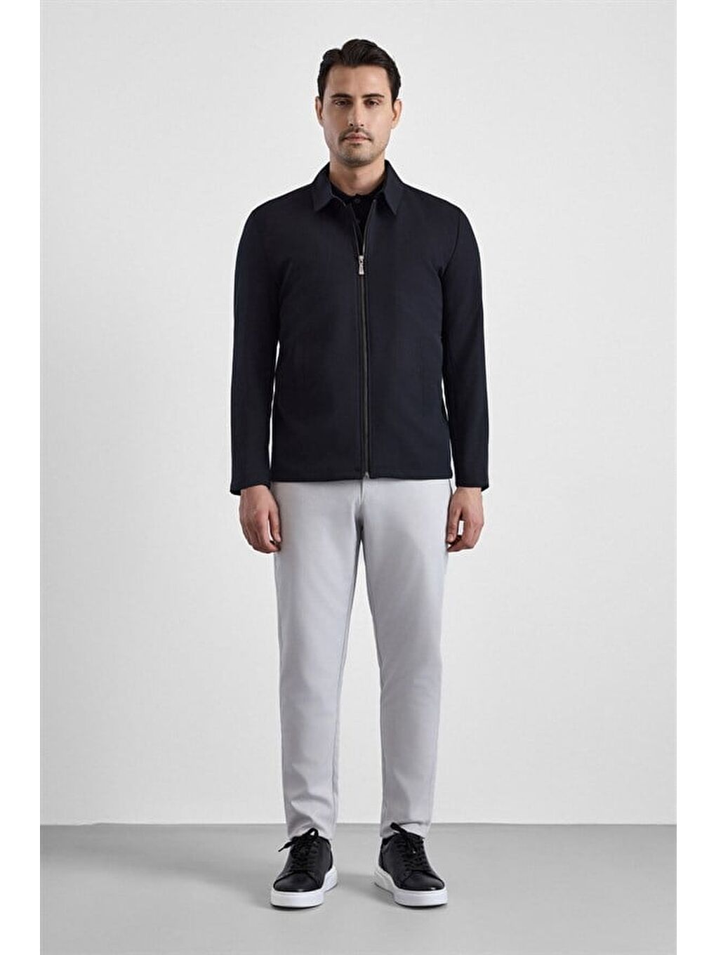 Siyah Slim Bebe Yaka Düz Yan Cepli Fermuarlı Dolgusuz Mont Ceket-10