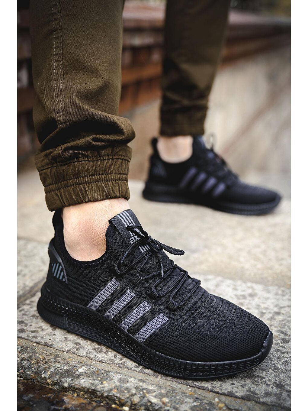 Siyah Ald Şerit Detaylı Kalın Taban Erkek Sneaker