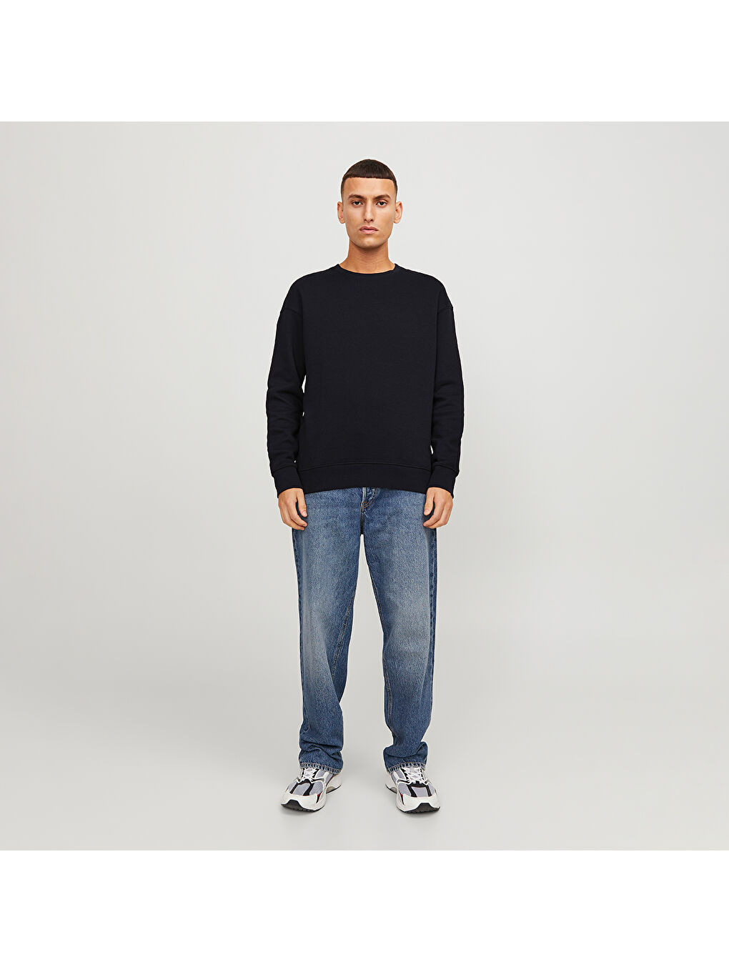 Star Basic Erkek Siyah Bisiklet Yaka Sweatshirt-1