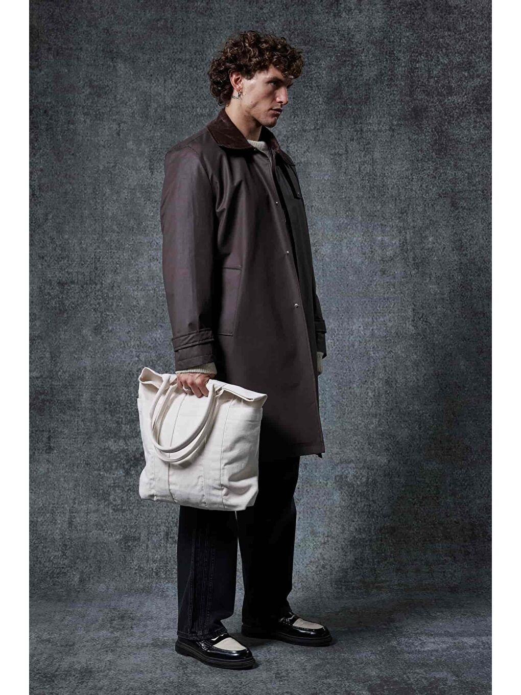 Erkek Relax Fit Kadife Yaka Detaylı Uzun Trençkot Haki Yeşil-4