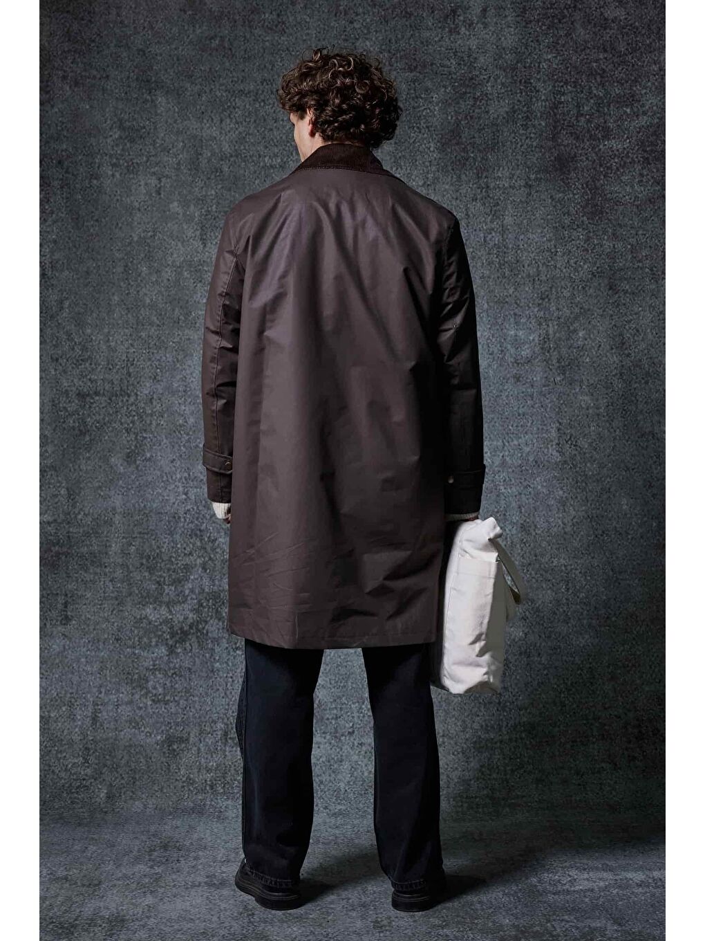 Erkek Relax Fit Kadife Yaka Detaylı Uzun Trençkot Haki Yeşil-5