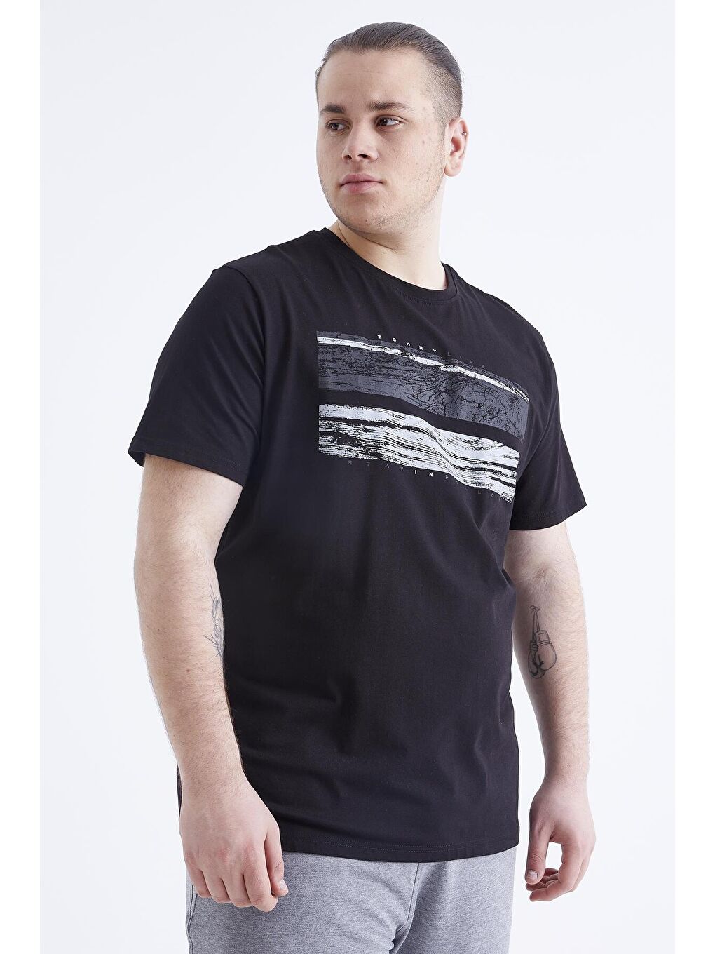 Siyah Baskılı O Yaka Büyük Beden Erkek Tişört - 88073-2