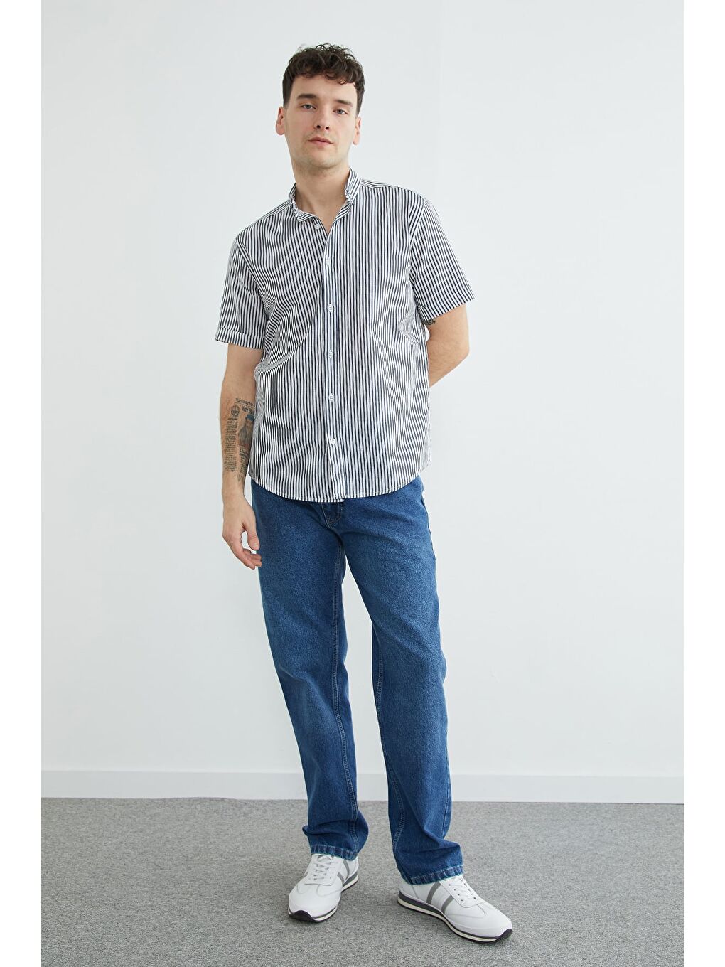 Lacivert Çizgili Keten Görünümlü Kısa Kol Gömlek-2