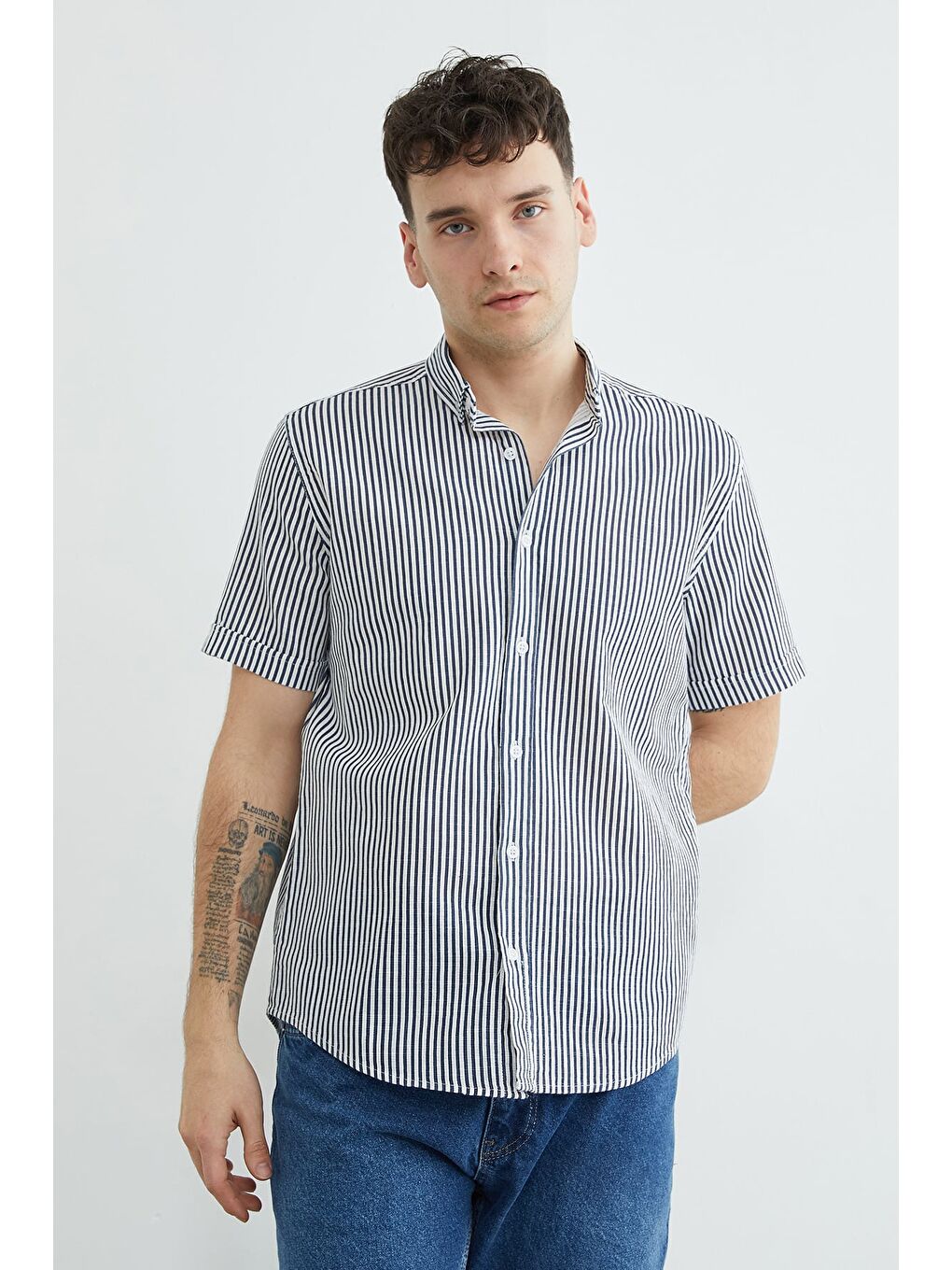 Lacivert Çizgili Keten Görünümlü Kısa Kol Gömlek-3