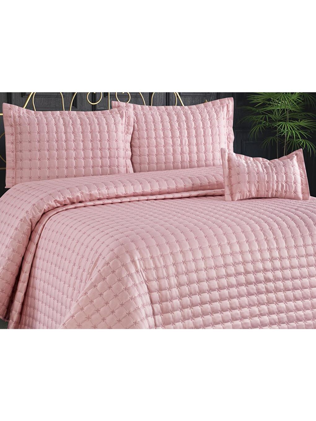 Pembe Yıldız Çift Kişilik Kapitoneli Yatak Örtüsü Pudra-1