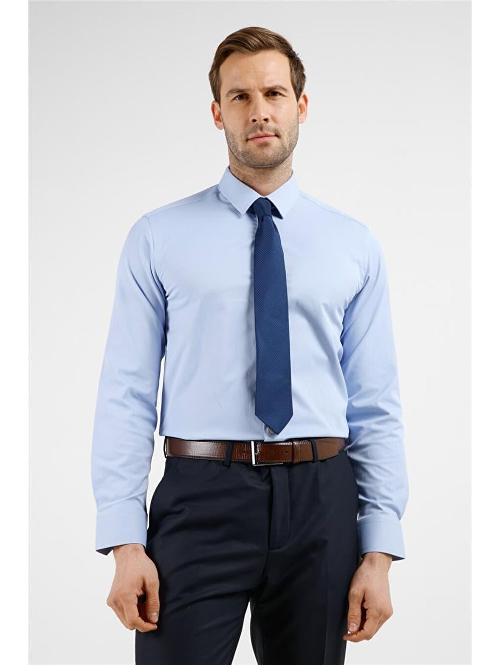 Koyu Mavi Sert Yaka Uzun Kol Cepsiz Slim Fit Pamuklu Gömlek 1004255228