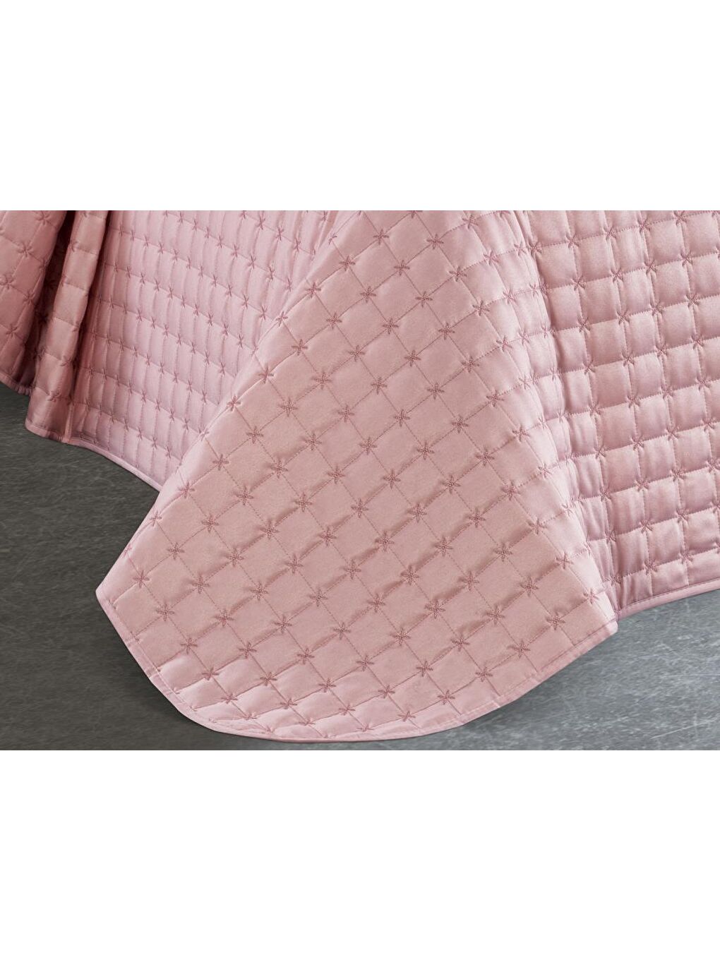 Pembe Yıldız Çift Kişilik Kapitoneli Yatak Örtüsü Pudra-2