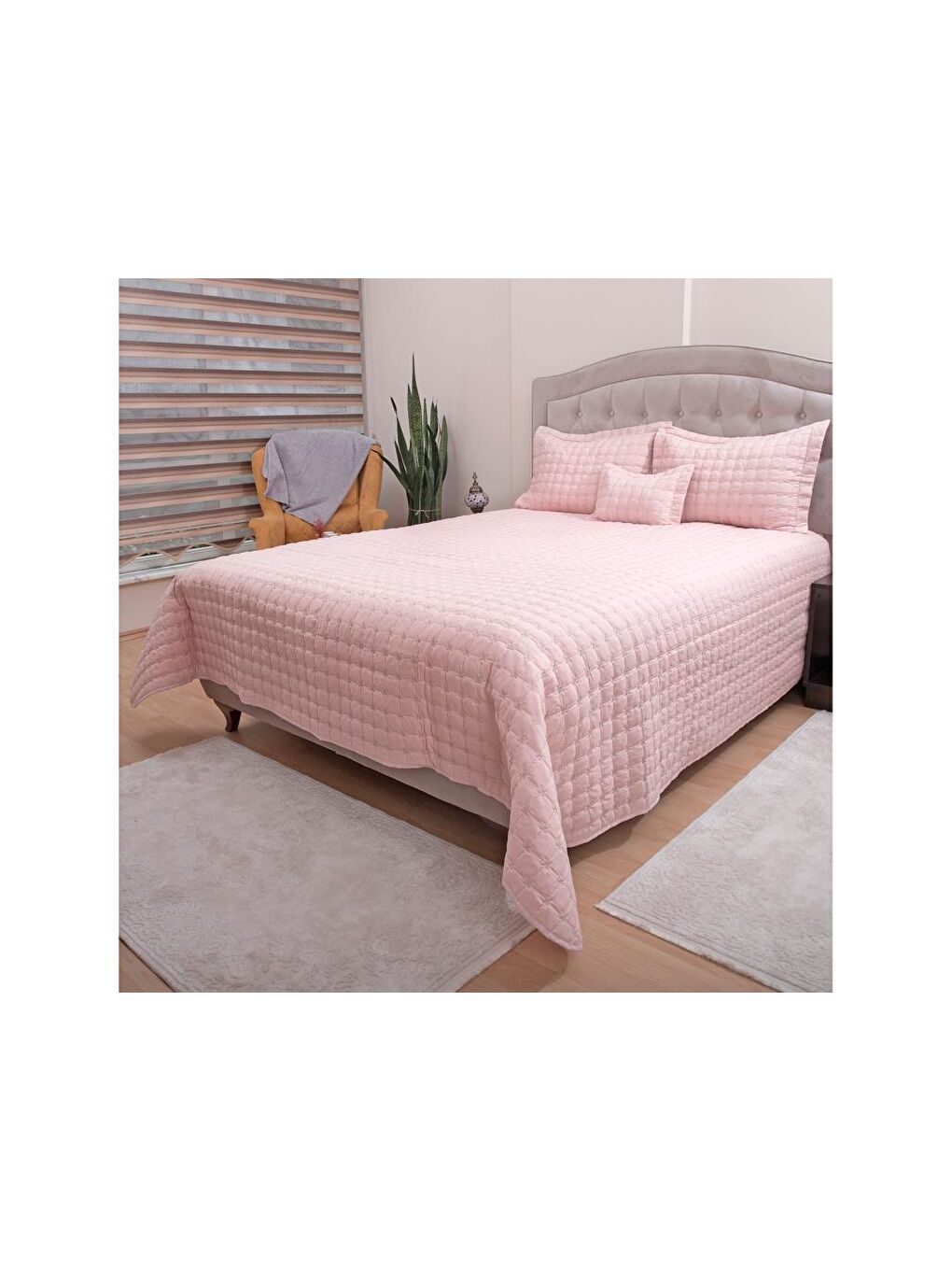 Pembe Yıldız Çift Kişilik Kapitoneli Yatak Örtüsü Pudra-8