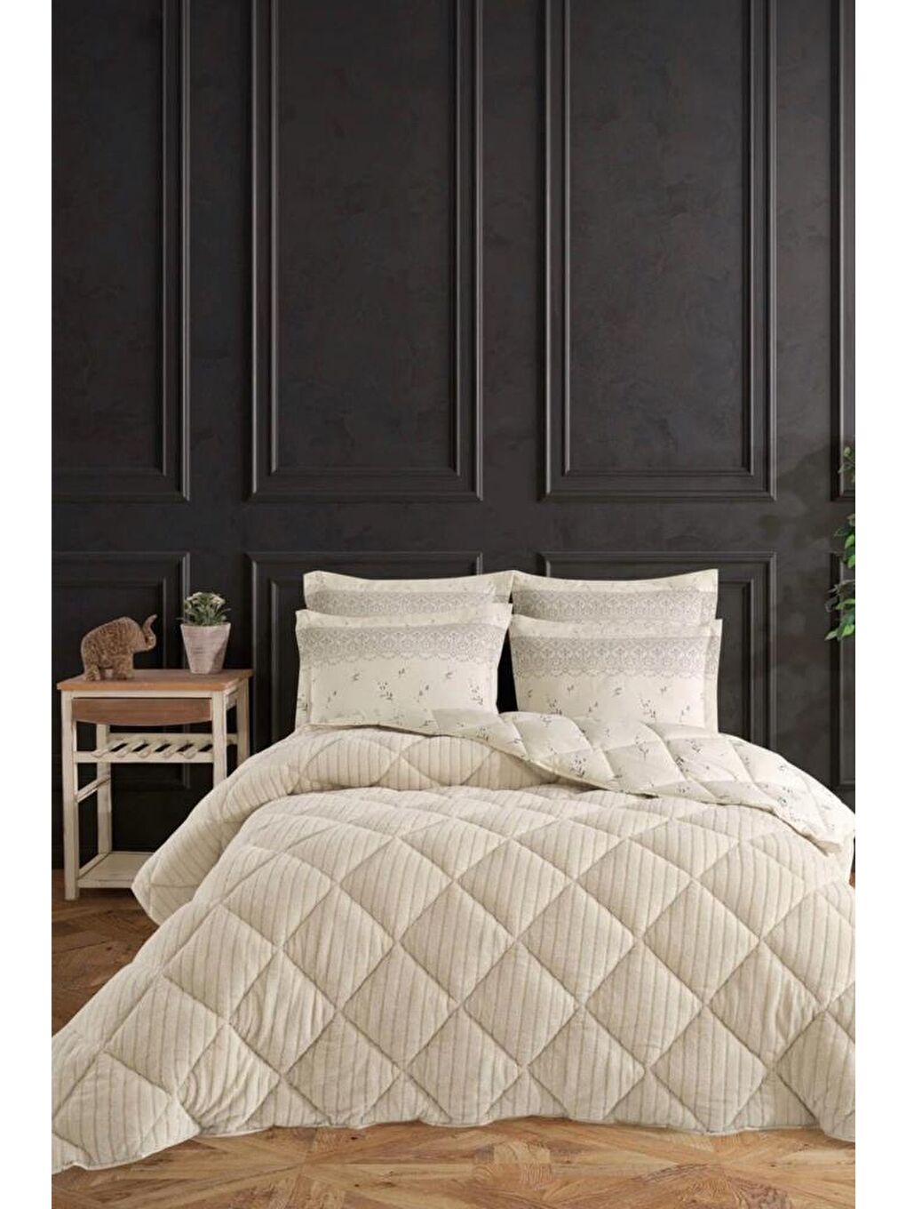 Wellsoft Jakarlı Uyku Seti 4 Parça Çift Kişilik Ekru