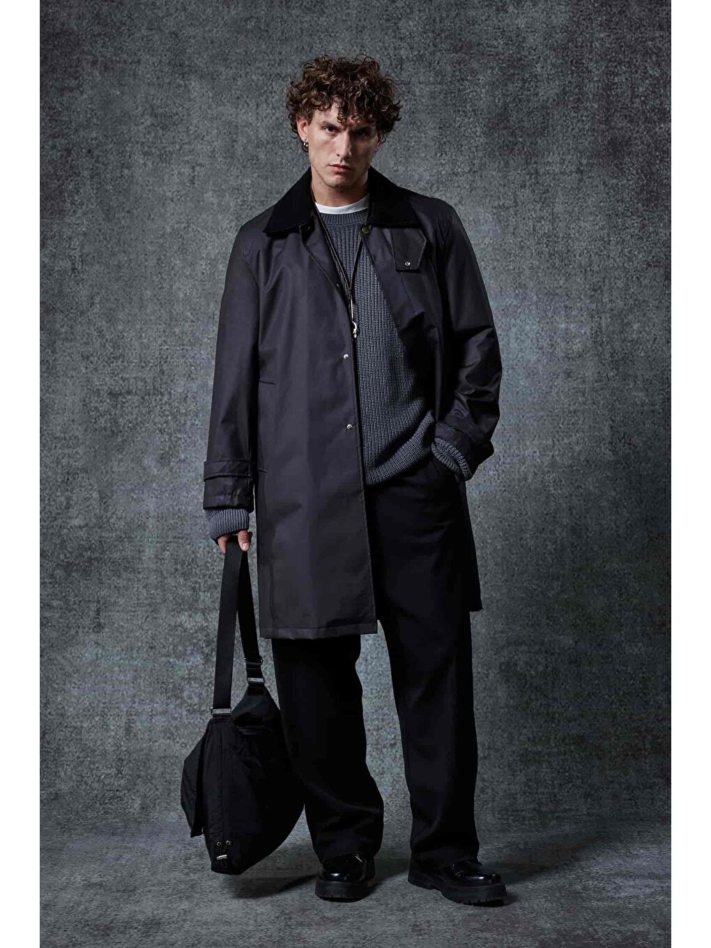 Erkek Relax Fit Kadife Yaka Detaylı Uzun Trençkot Siyah