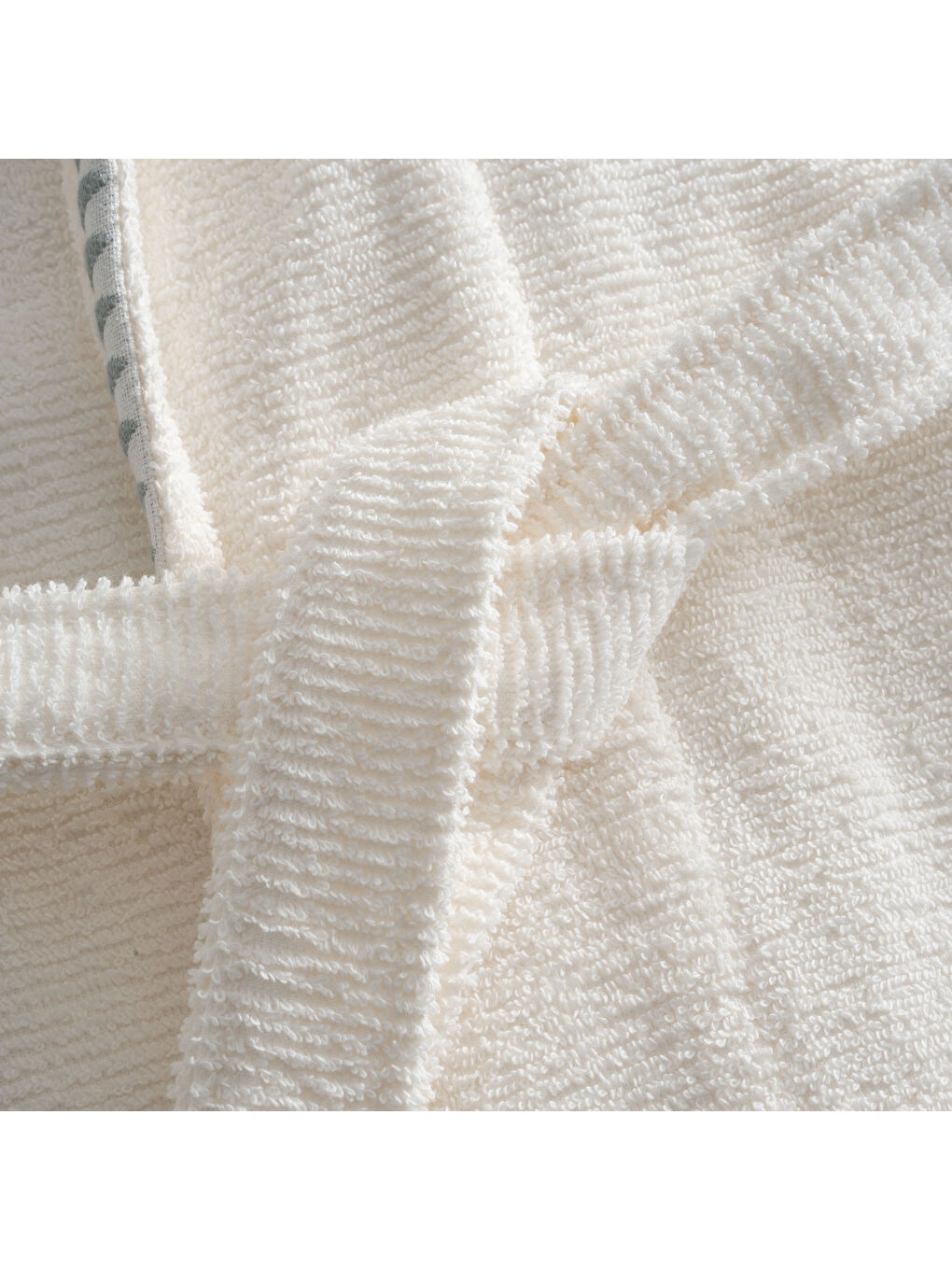 Yeşil Tria Aile Bornoz Seti 10 Parça %100 Pamuk Jakarlı Mint-Krem M/L-2