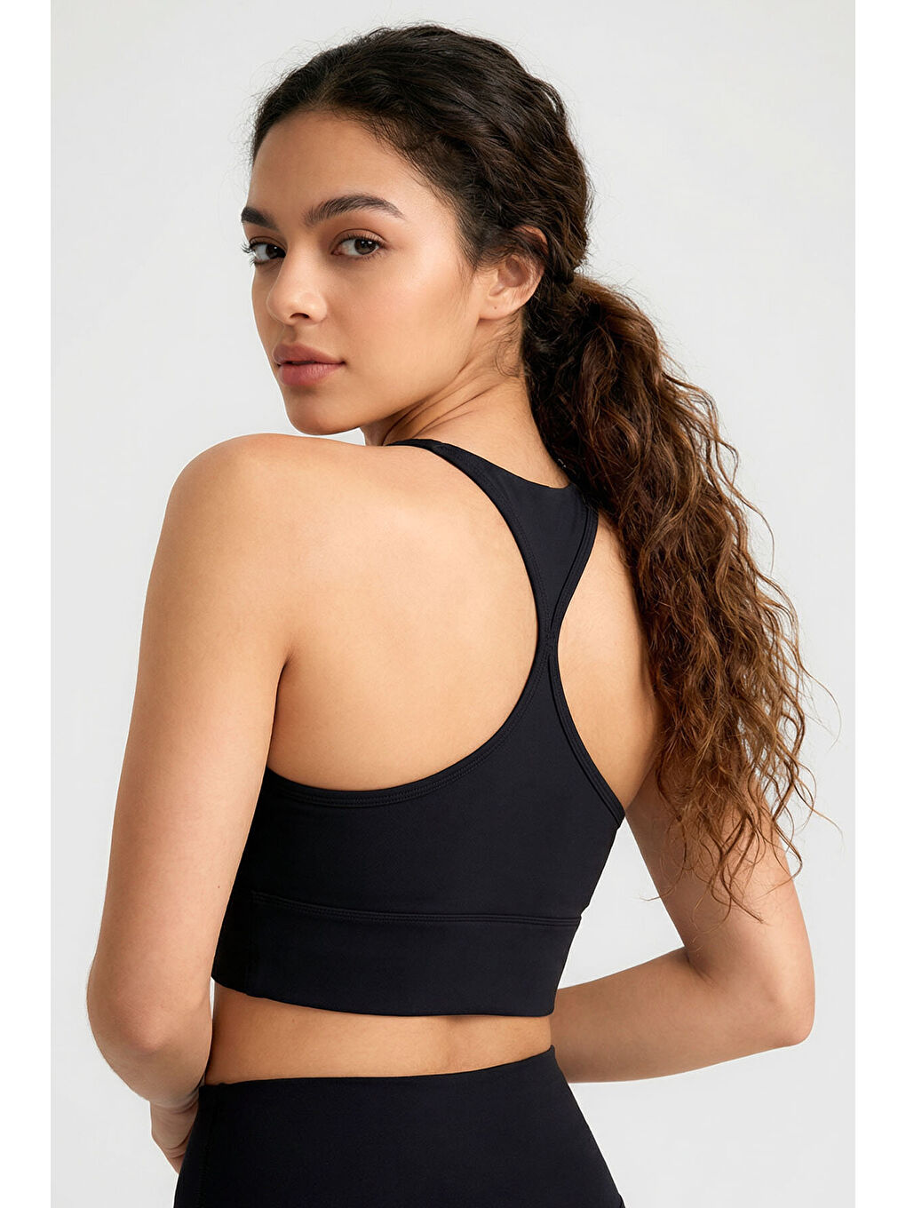 Siyah Standart Fit Baskılı Sırt Detaylı Kadın Spor Büstiyer - 97300-4