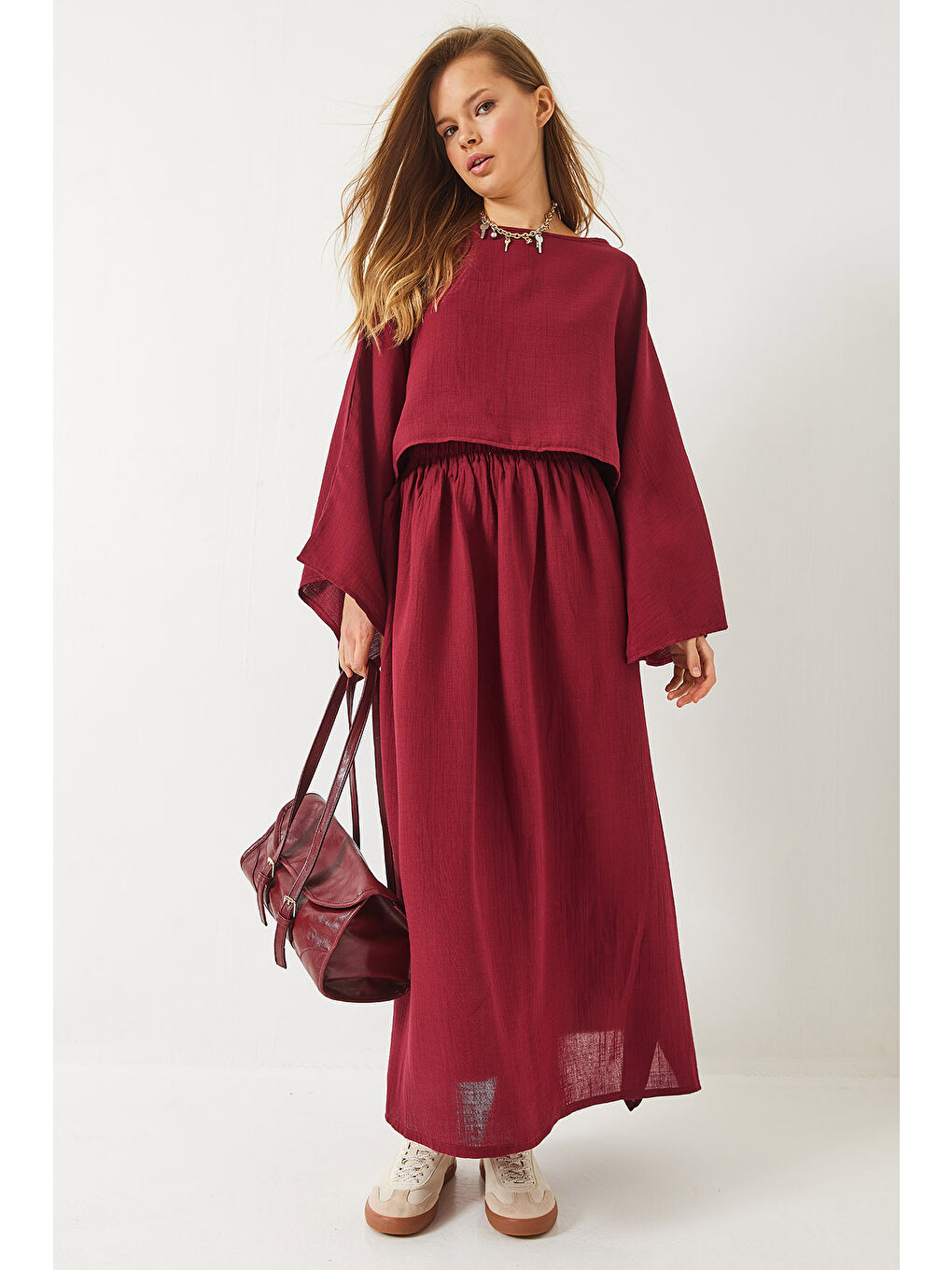 Bordo Kadın Yarasa Kol Croplu Beli Lastikli Yırtmaç Detay Etekli Müslin Takım-4