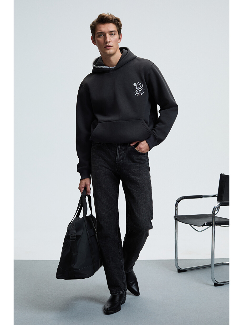 Grover Erkek Kapüşonlu Süs Dikiş Detaylı Göğsü Nakışlı Kanguru Cepli Antrasit Sweatshirt-5