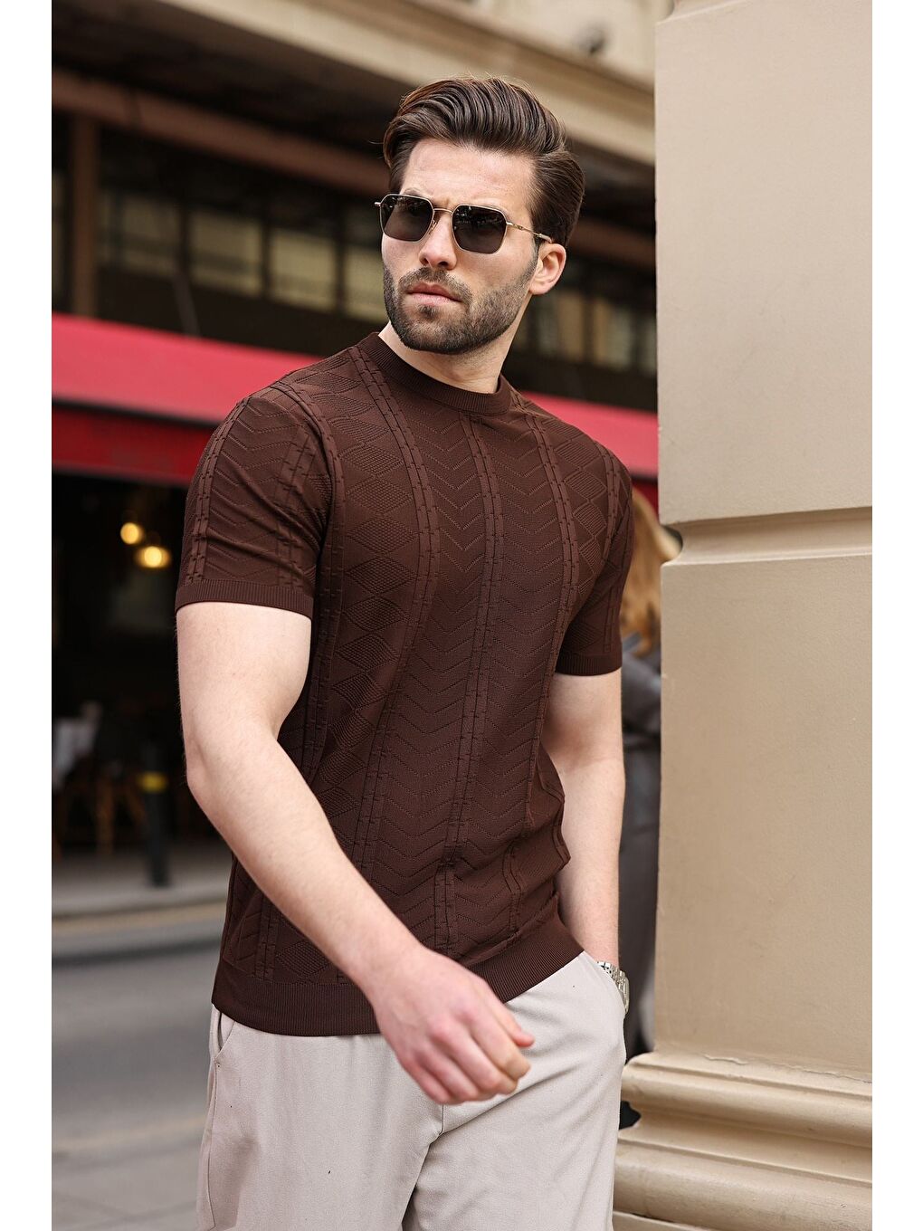 Kahverengi Bisiklet Yaka Slim Fit Triko Erkek Tişört E7466-4